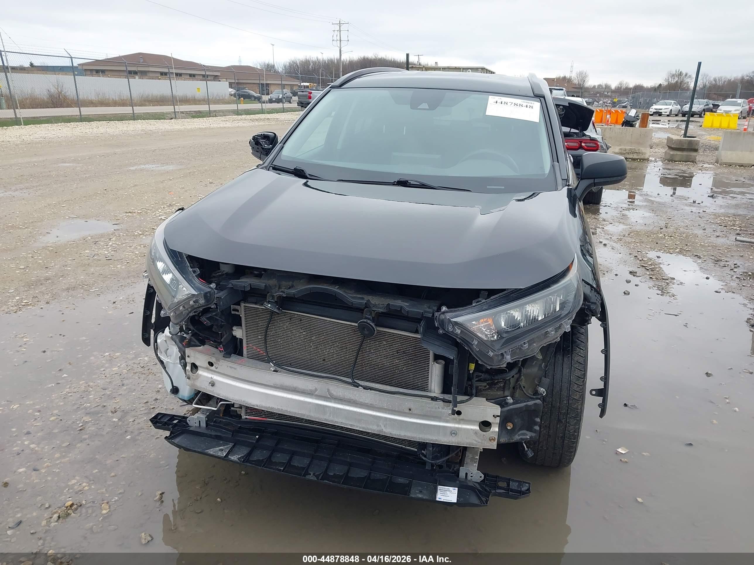 TOYOTA RAV4 image 6