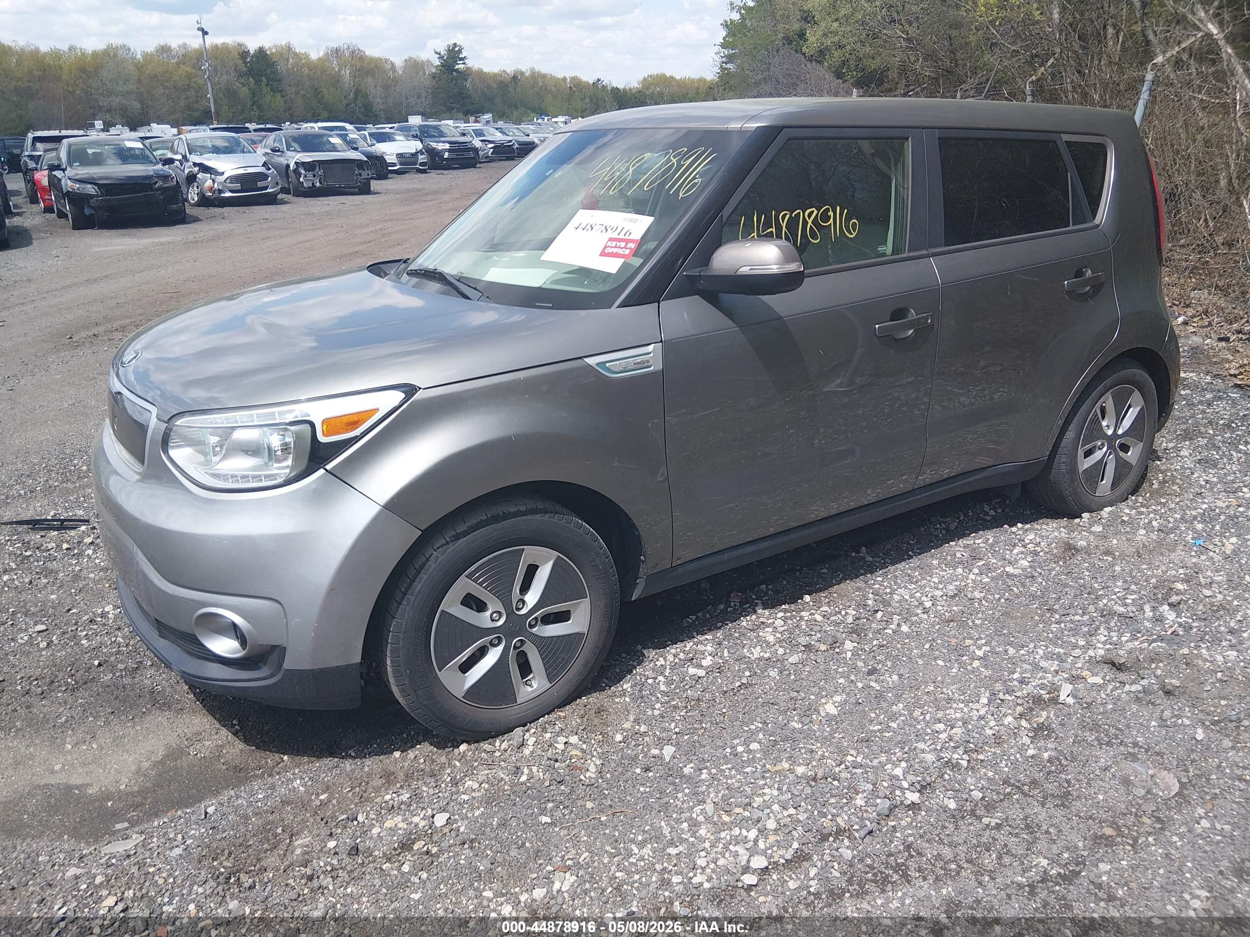 KIA SOUL image 2