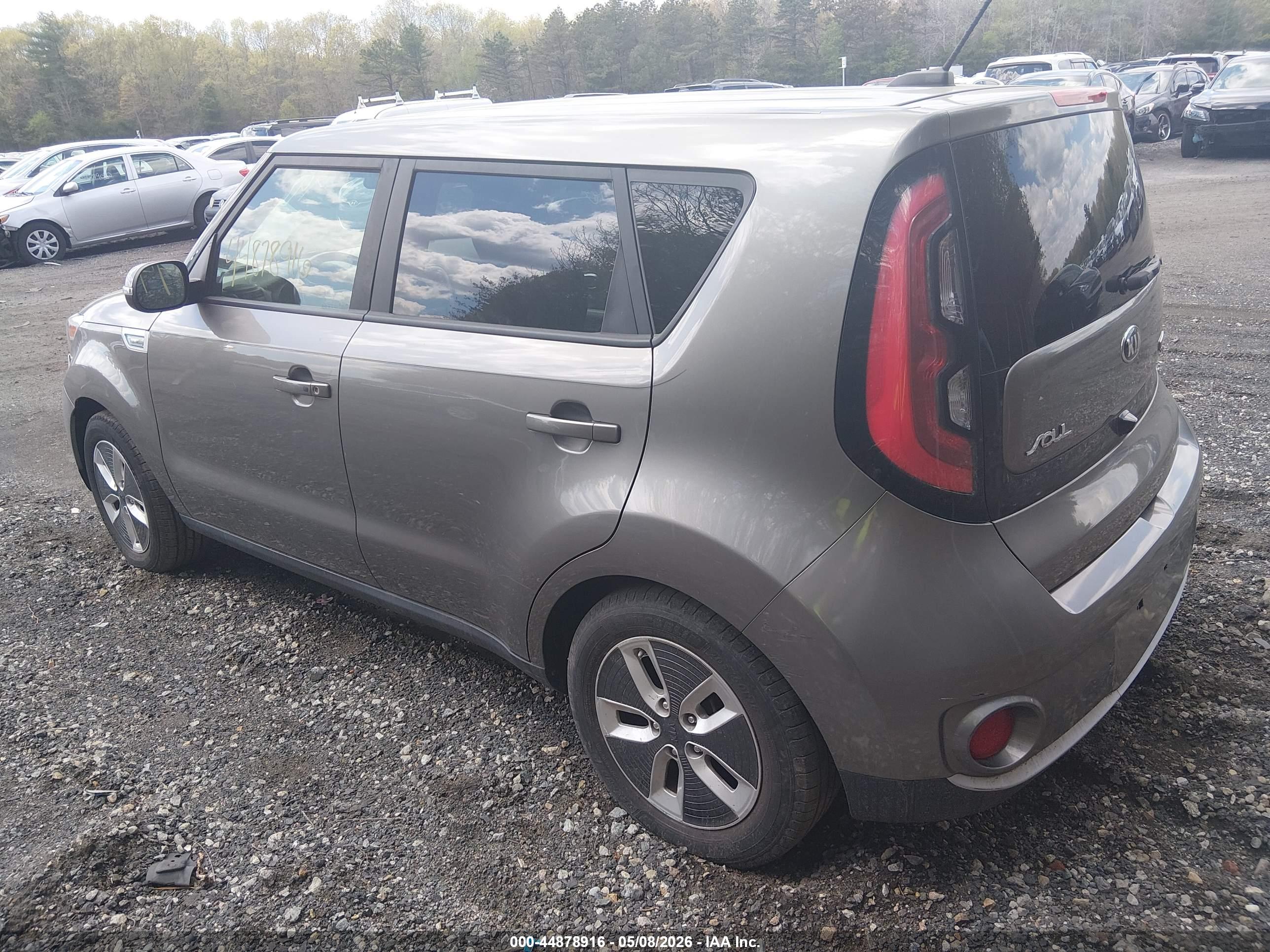 KIA SOUL image 3