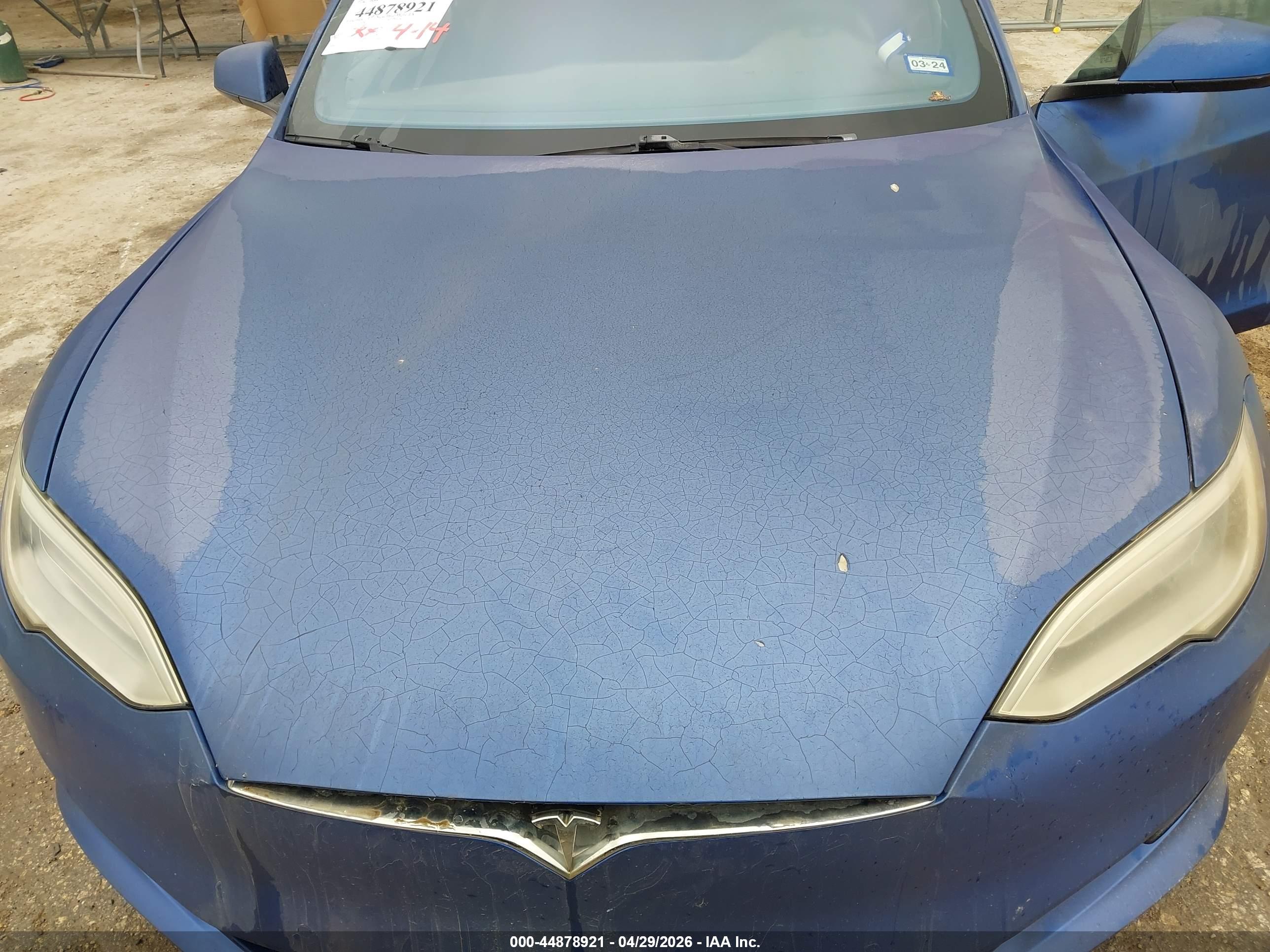 TESLA MODEL image 10