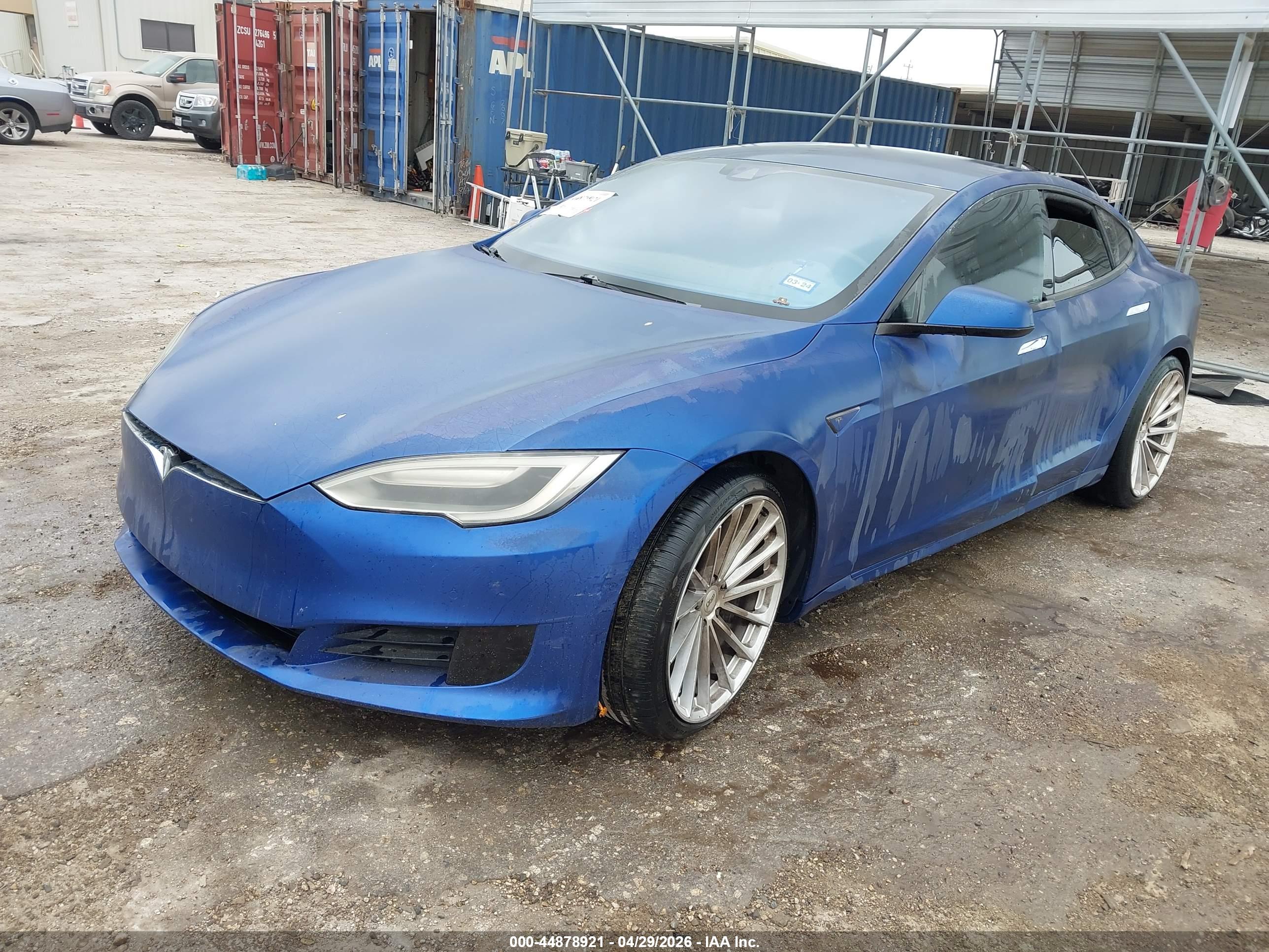 TESLA MODEL image 2