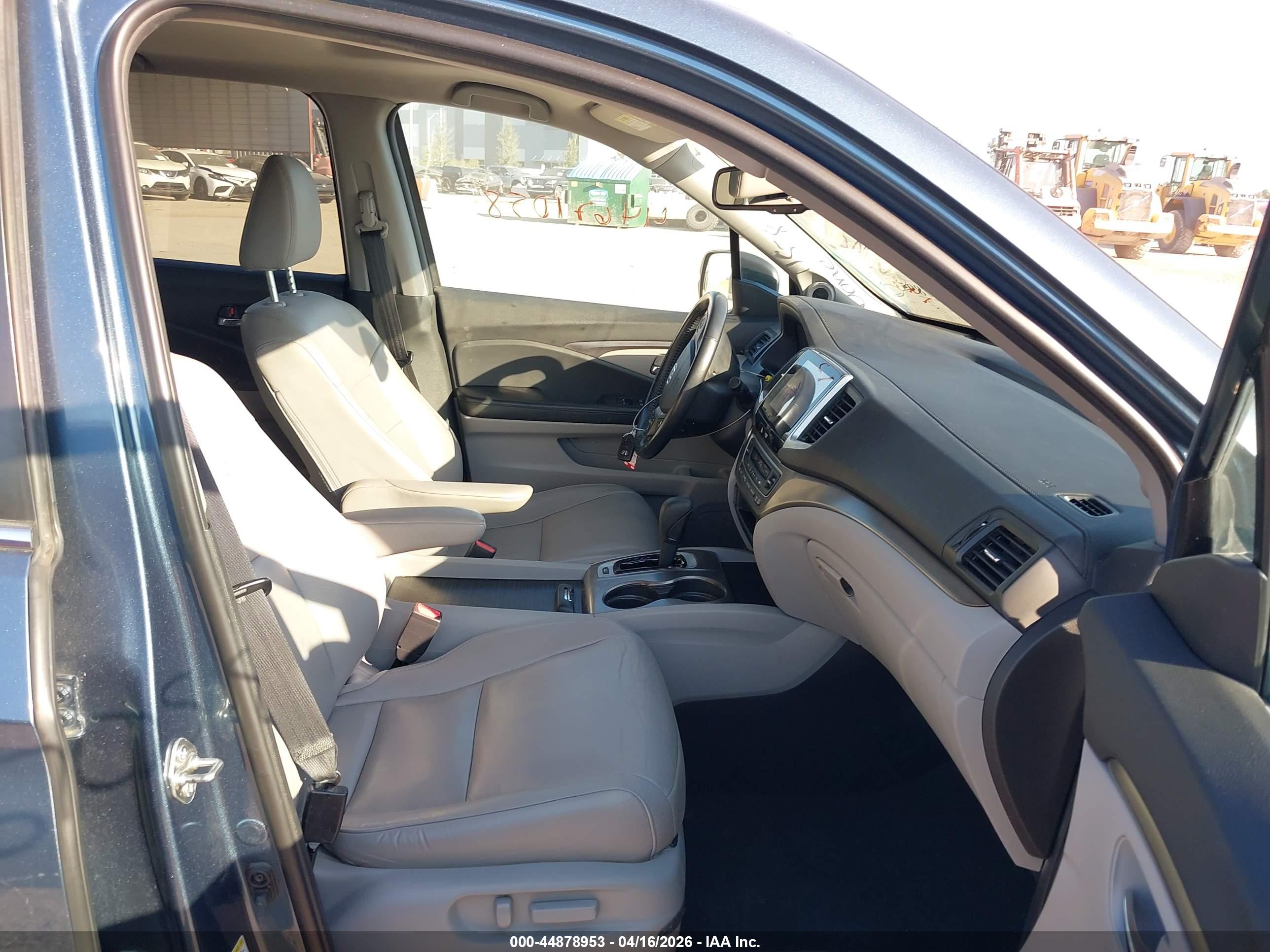 HONDA PILOT image 5