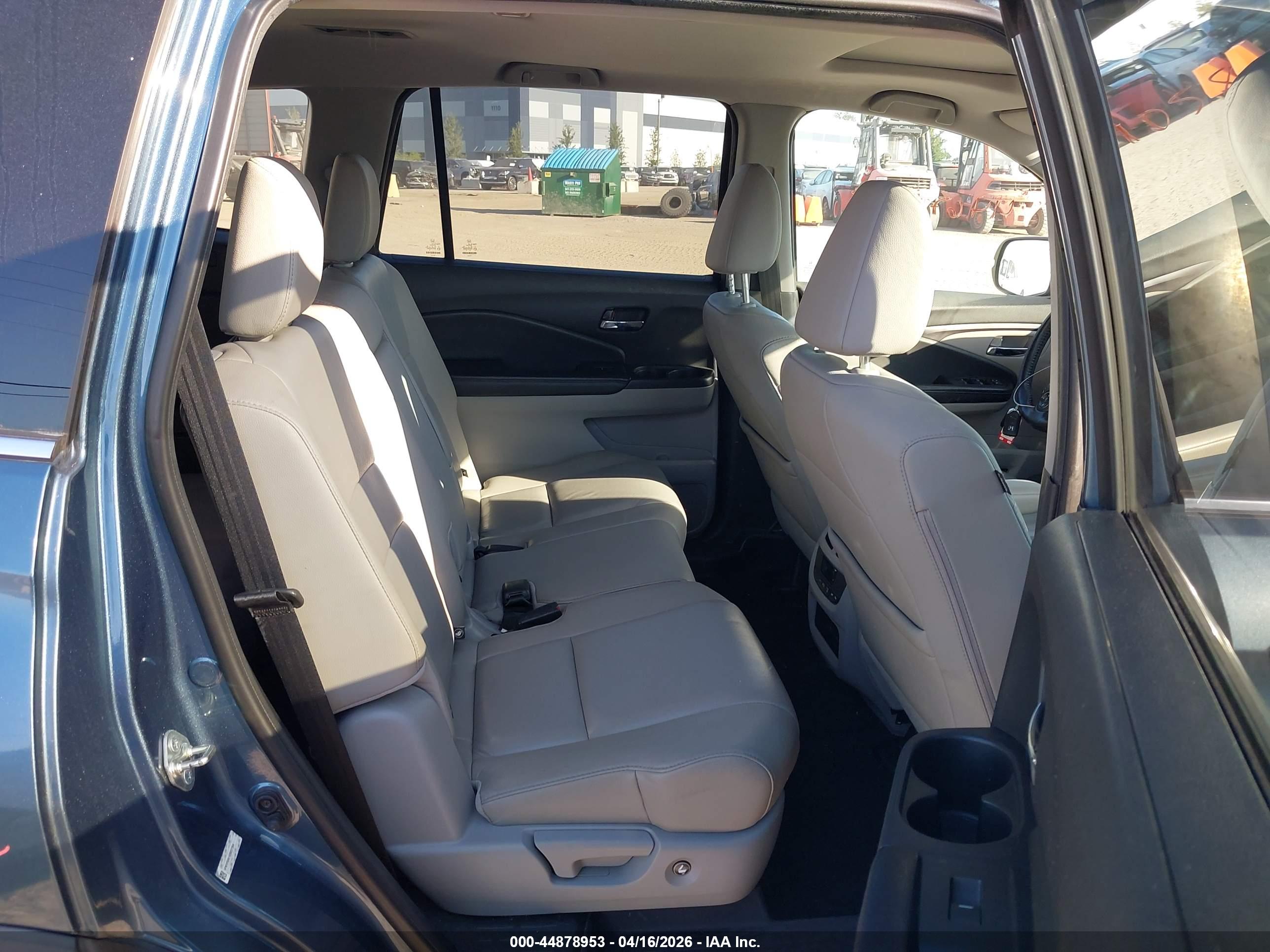 HONDA PILOT image 8