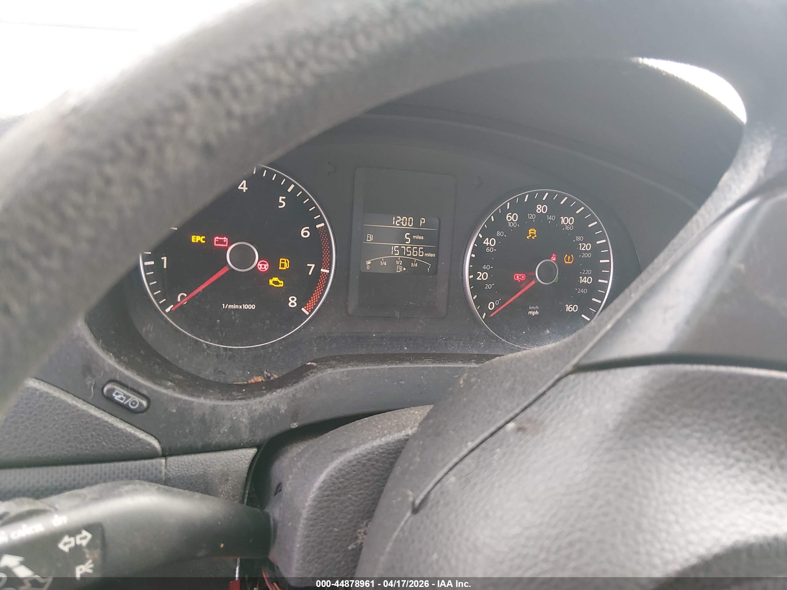 VOLKSWAGEN JETTA image 7