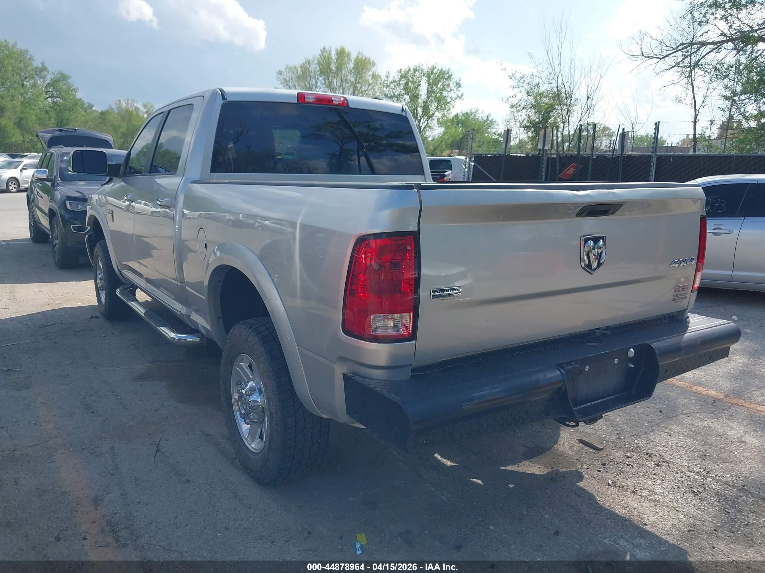 RAM 2500 image 3