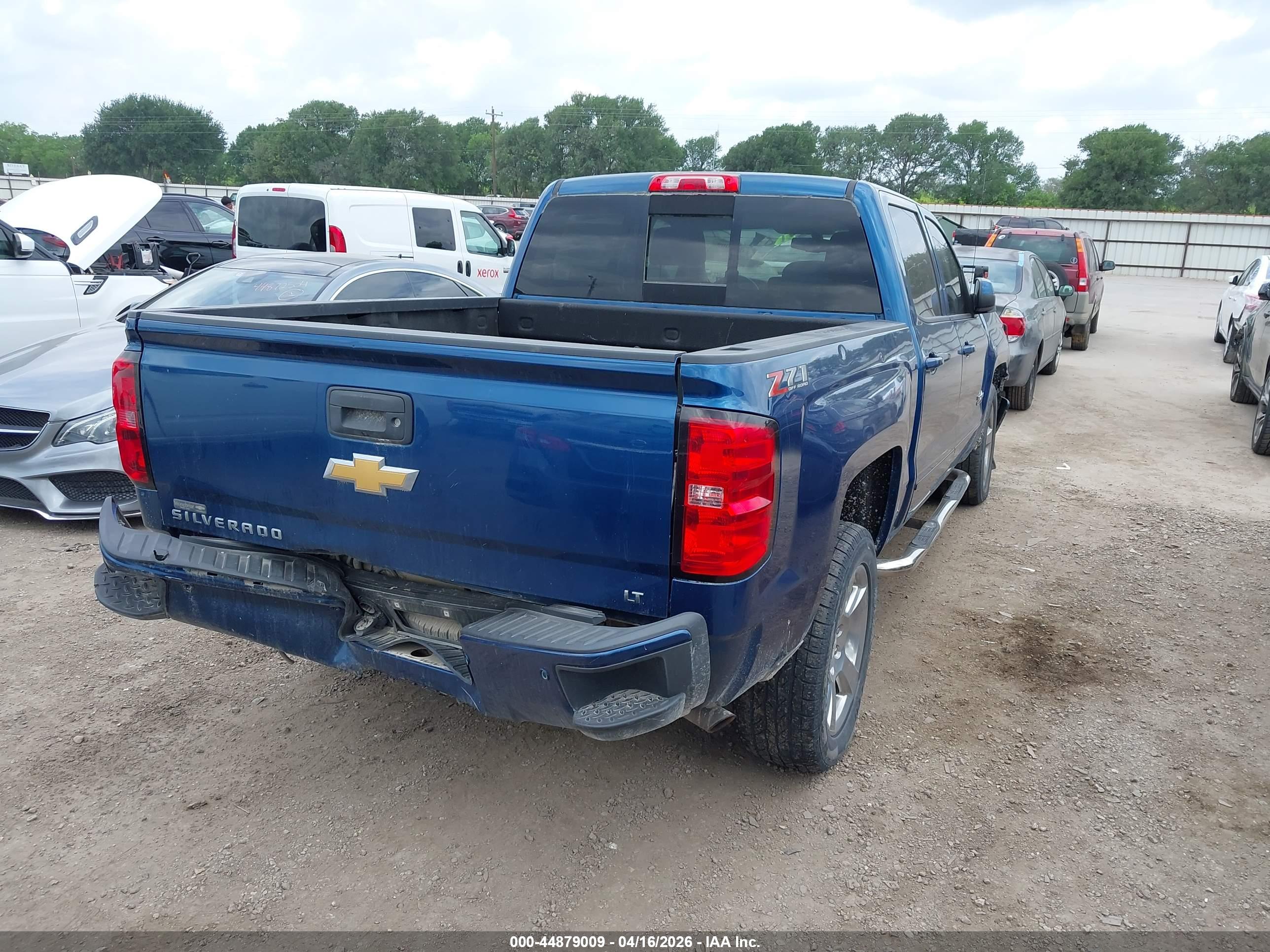 CHEVROLET SILVERADO image 4