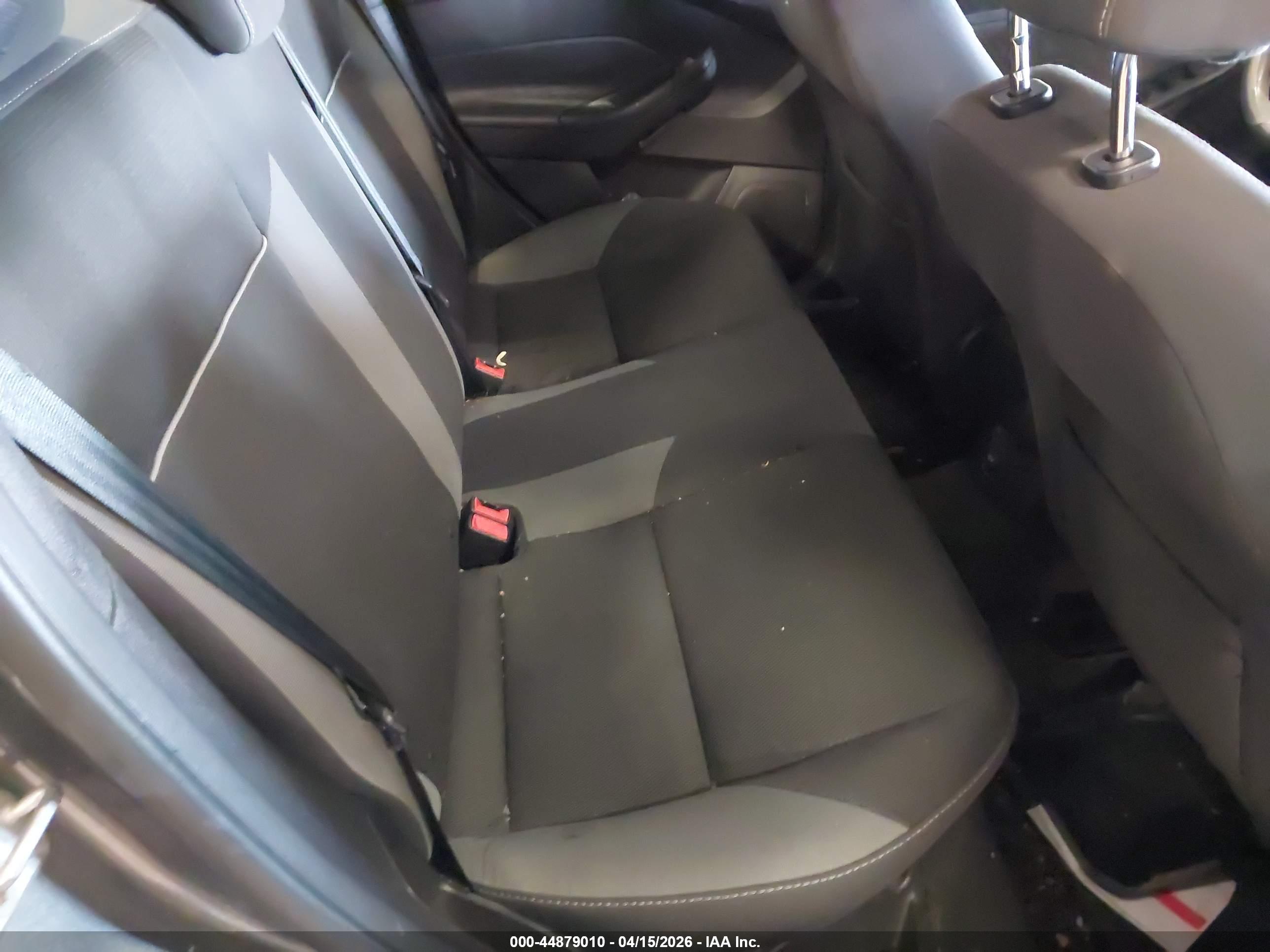 FORD FOCUS image 8