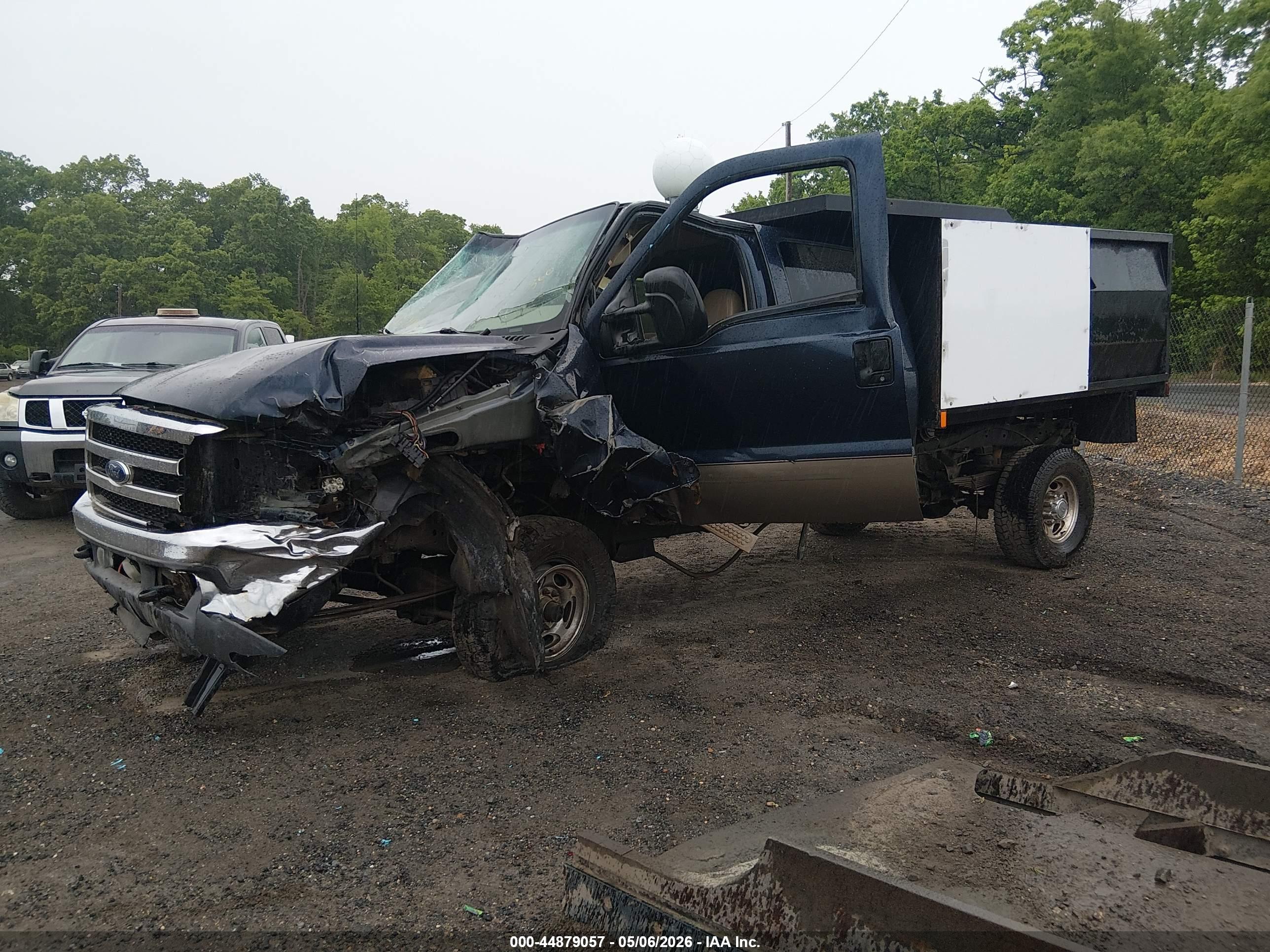 FORD F-350 image 2