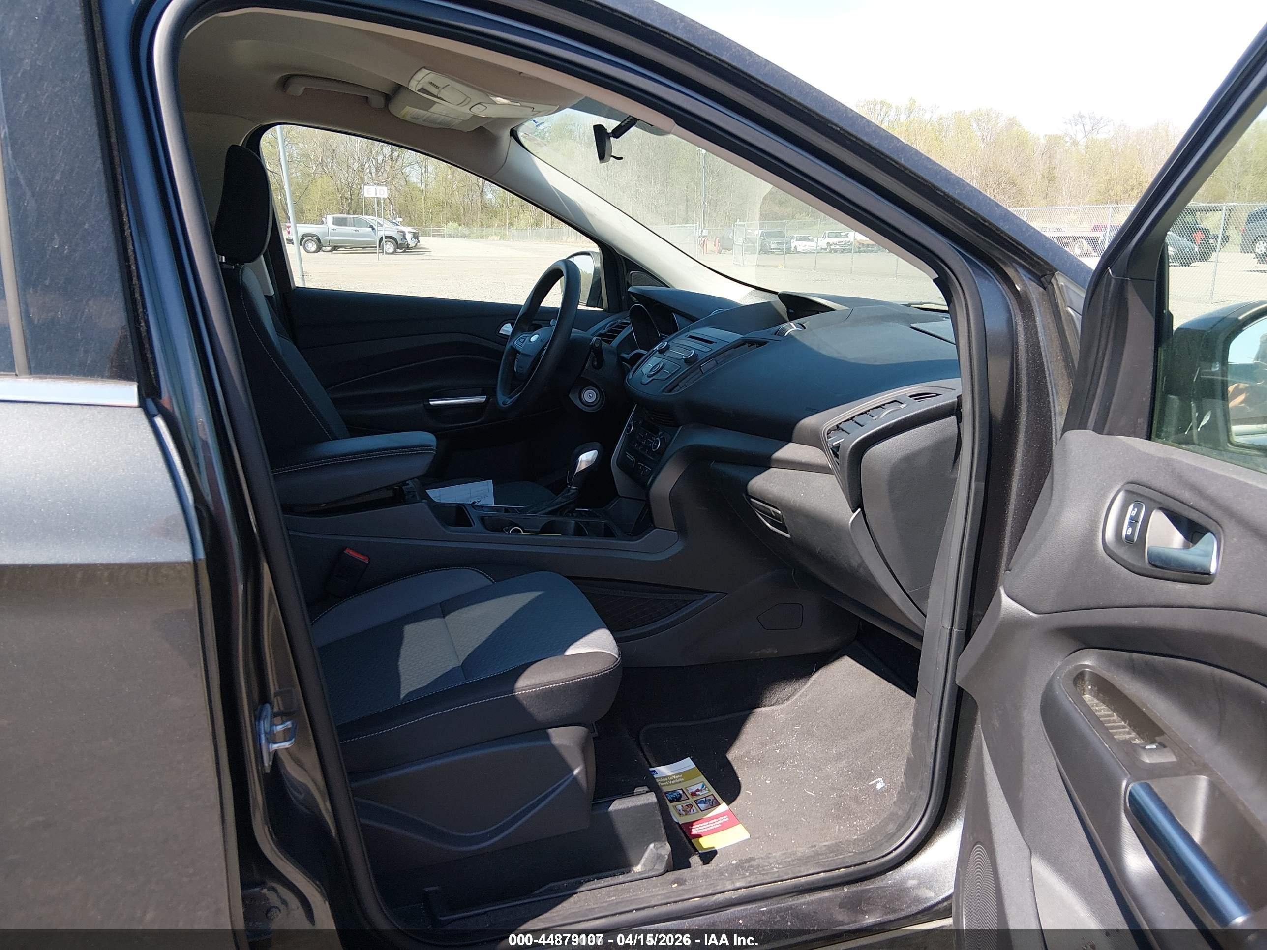 FORD ESCAPE image 5