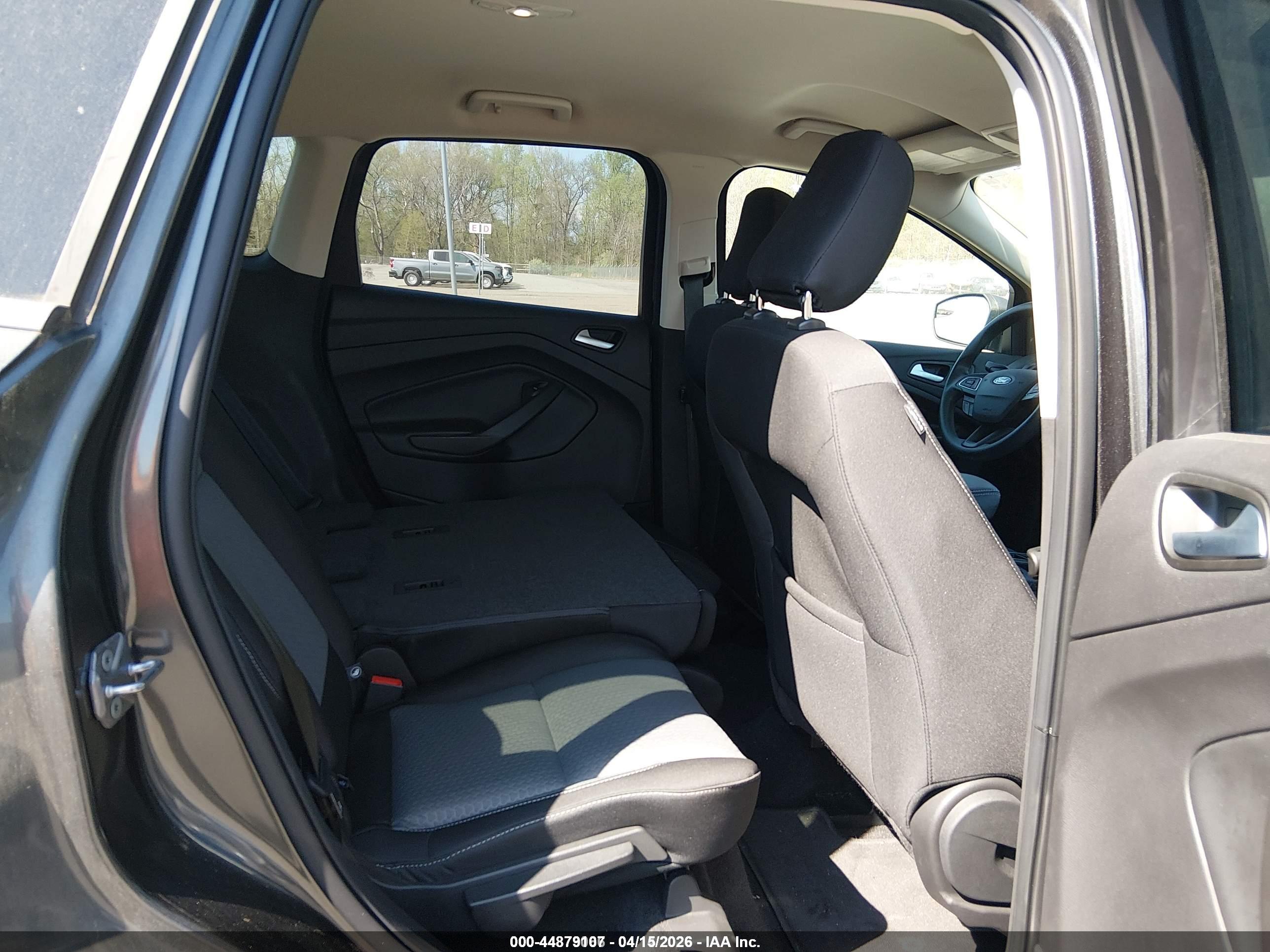 FORD ESCAPE image 8