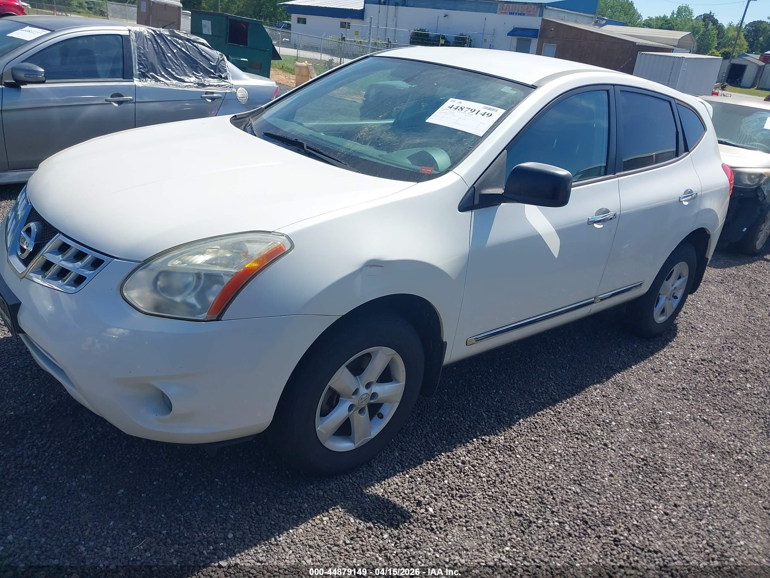 NISSAN ROGUE image 2