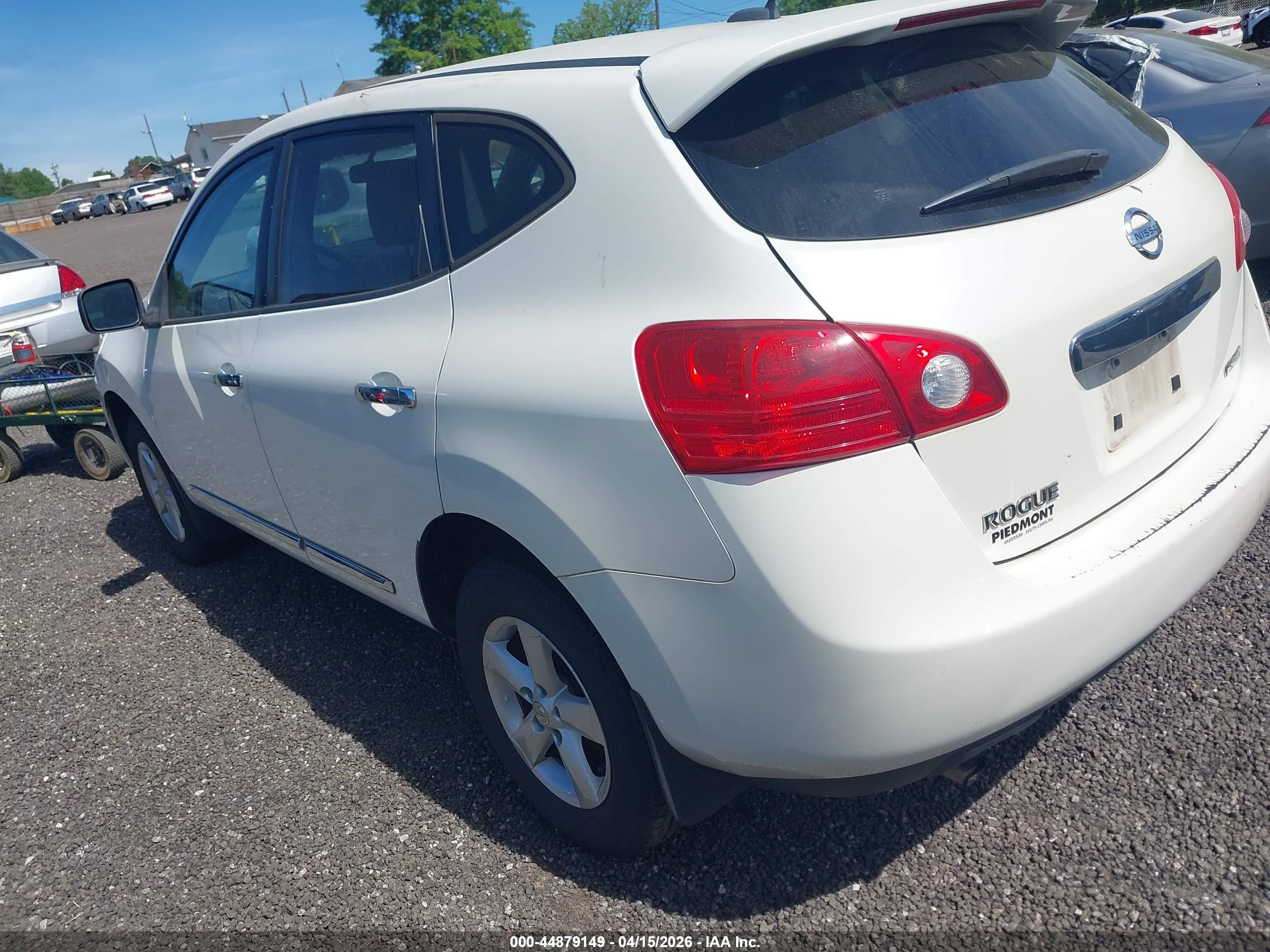 NISSAN ROGUE image 3