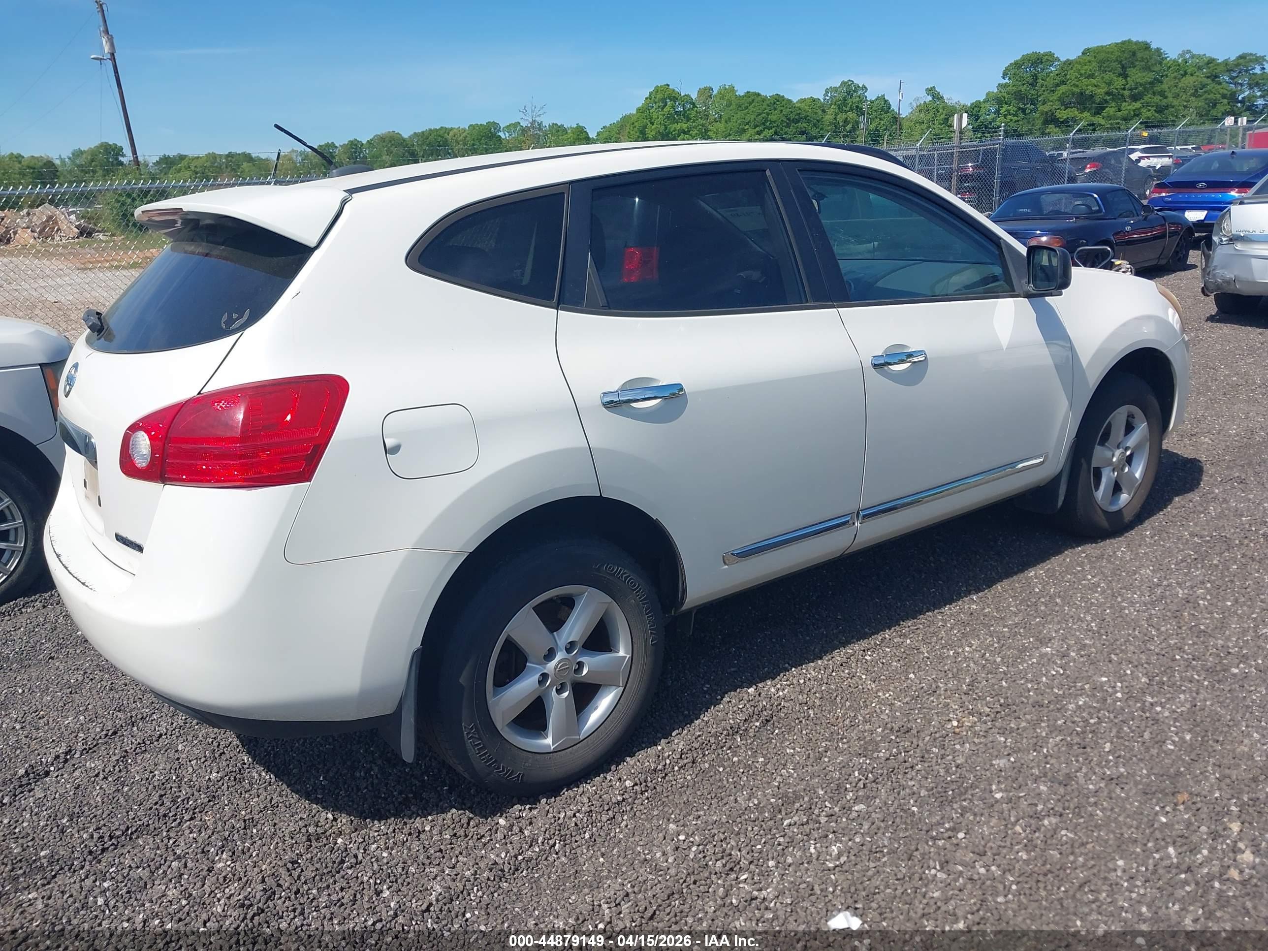 NISSAN ROGUE image 4