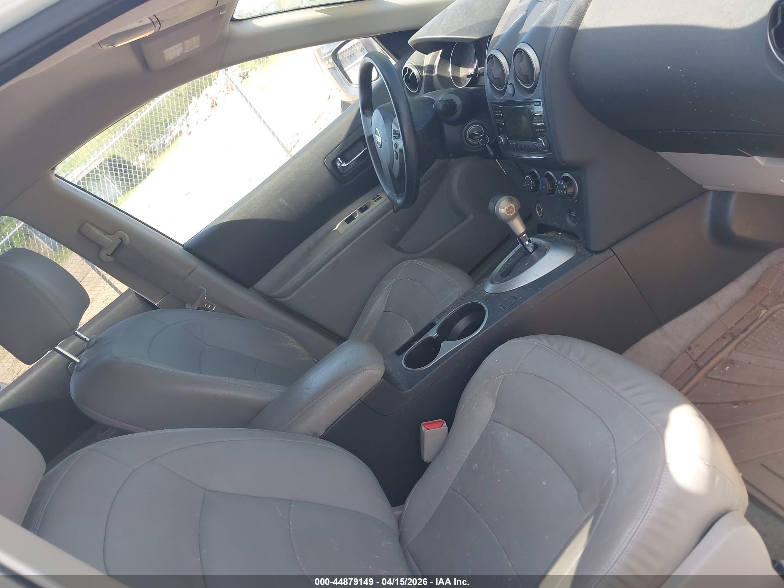 NISSAN ROGUE image 5