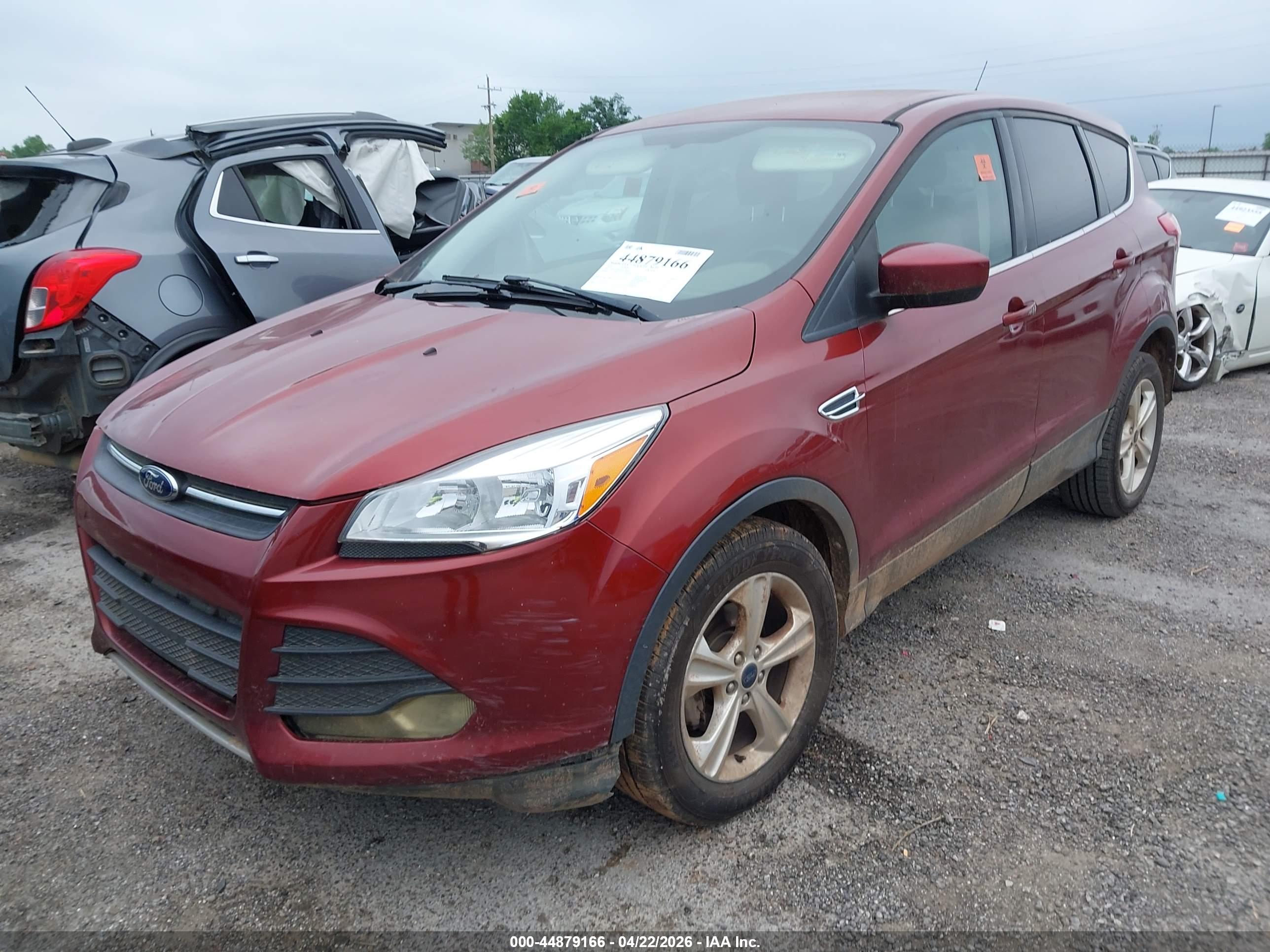 FORD ESCAPE image 2