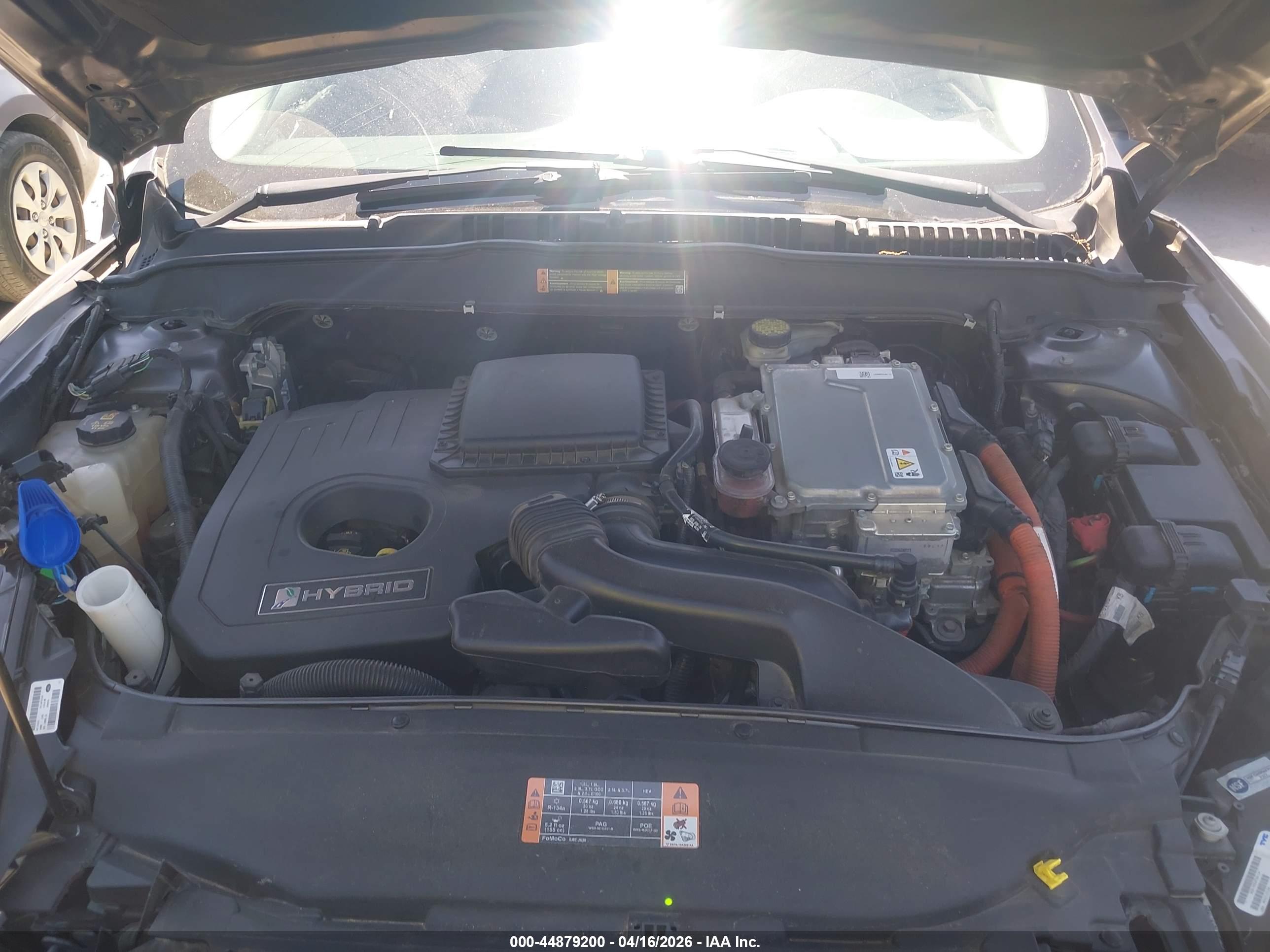 FORD FUSION image 10