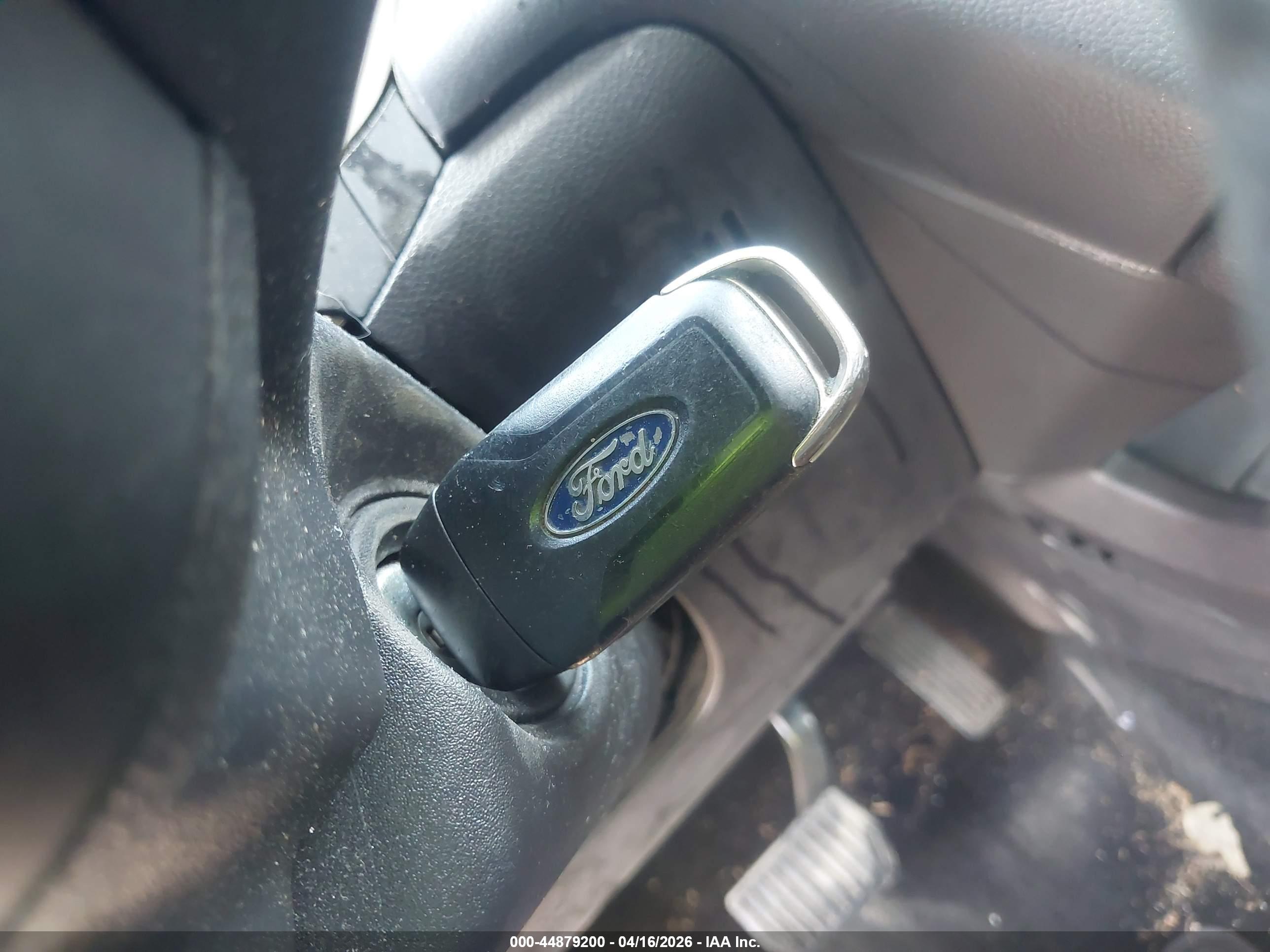 FORD FUSION image 11