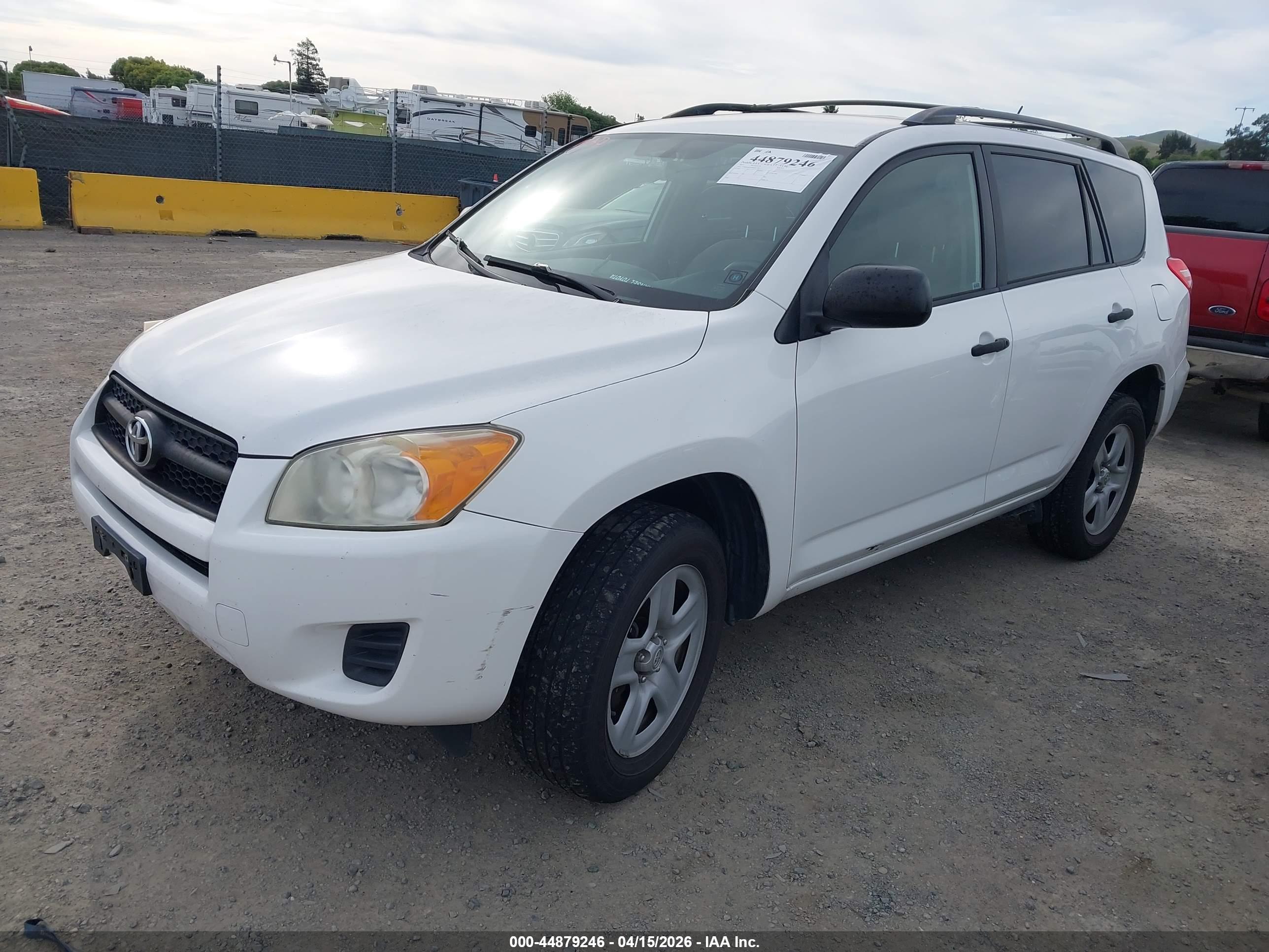 TOYOTA RAV4 image 2