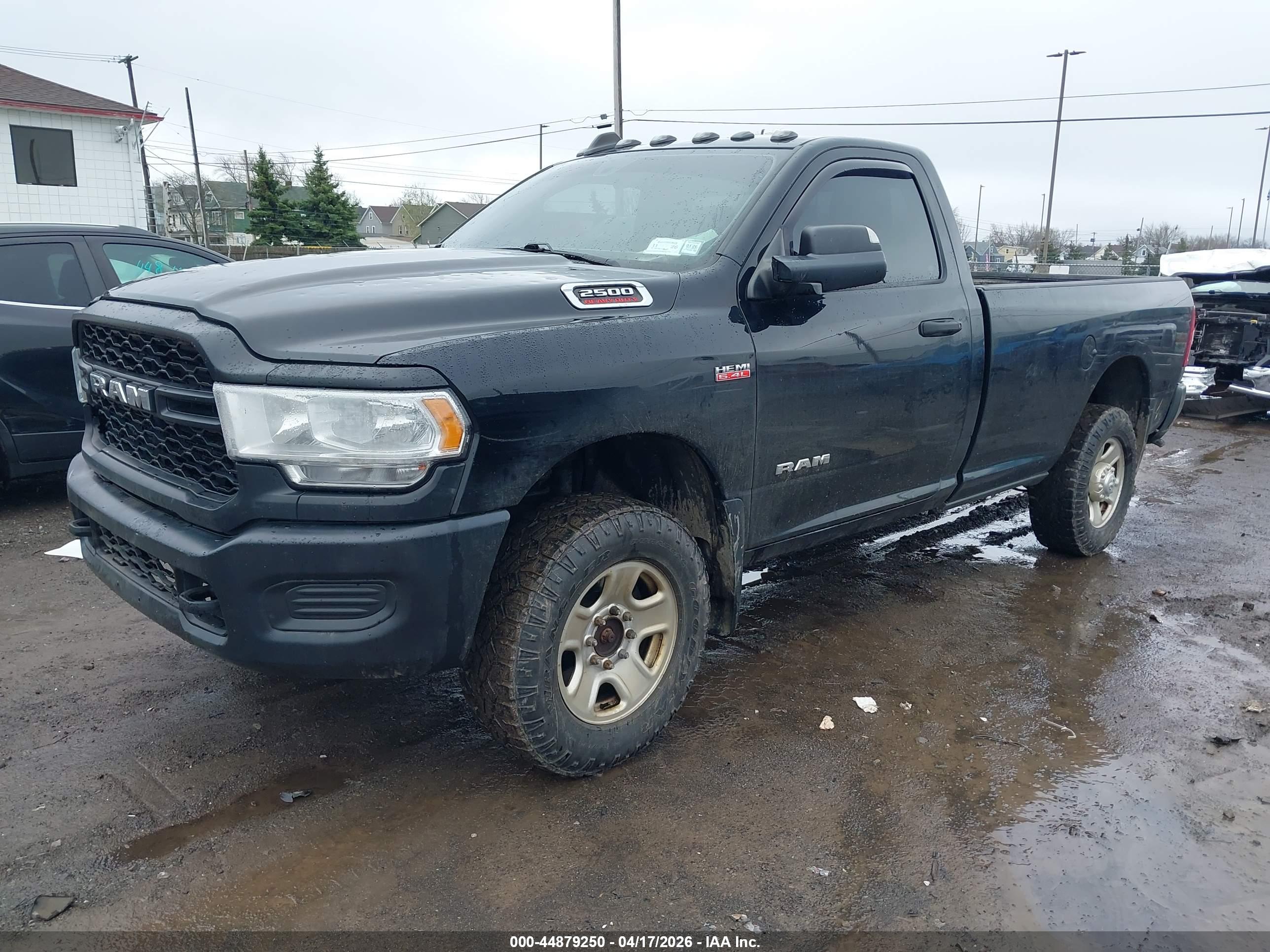 RAM 2500 image 2