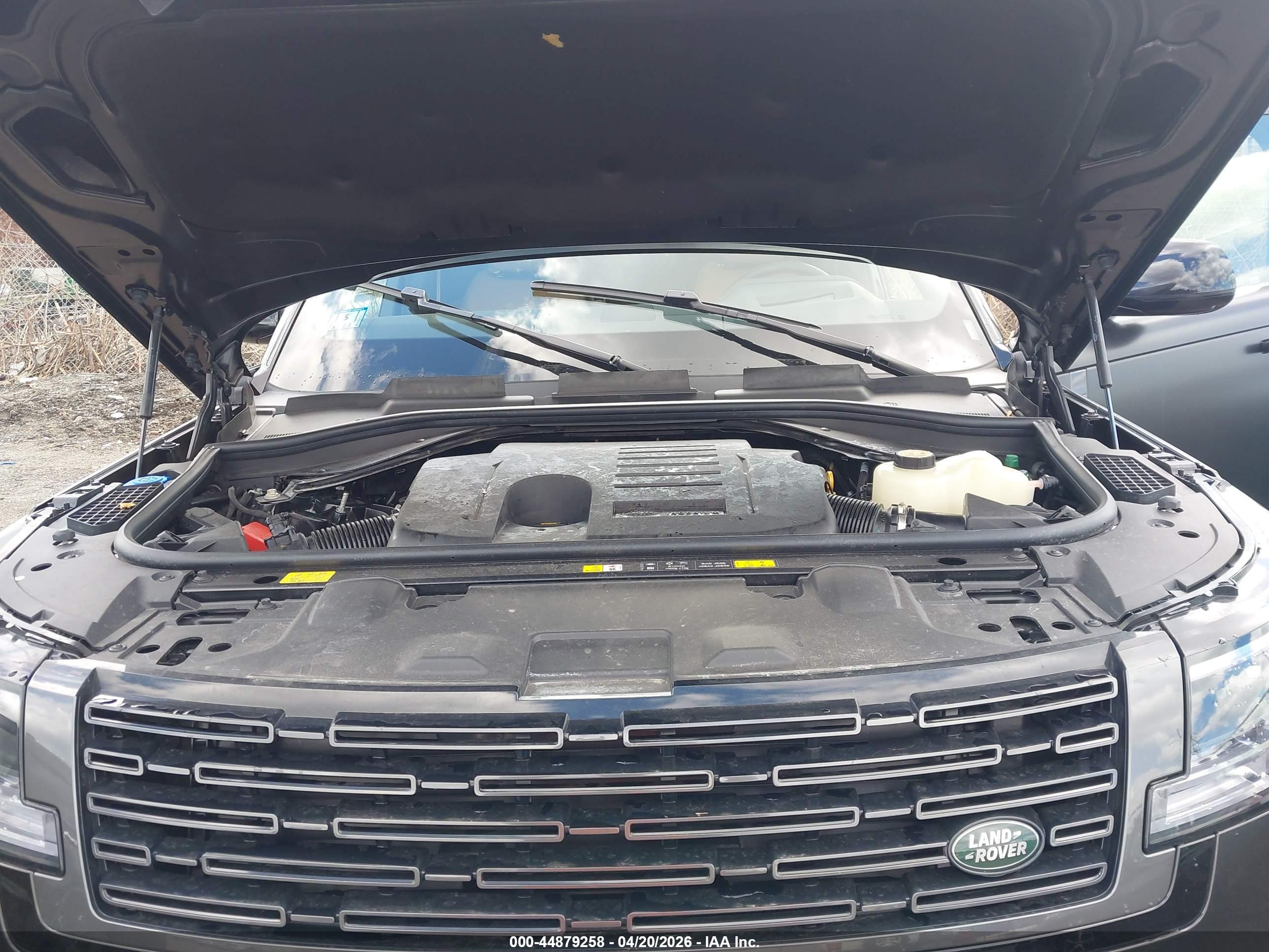 LAND ROVER image 10