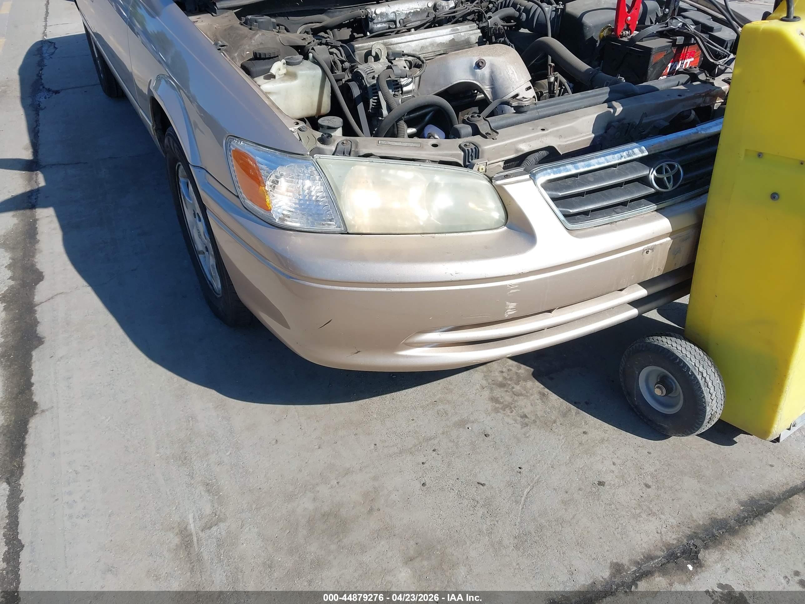 TOYOTA CAMRY image 6