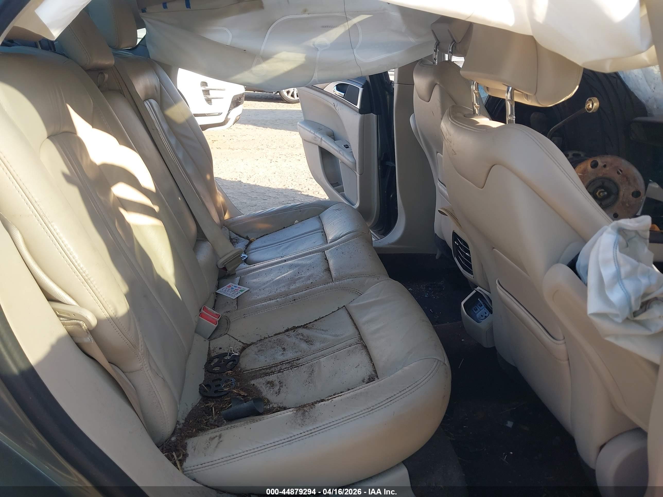 LINCOLN MKZ image 8