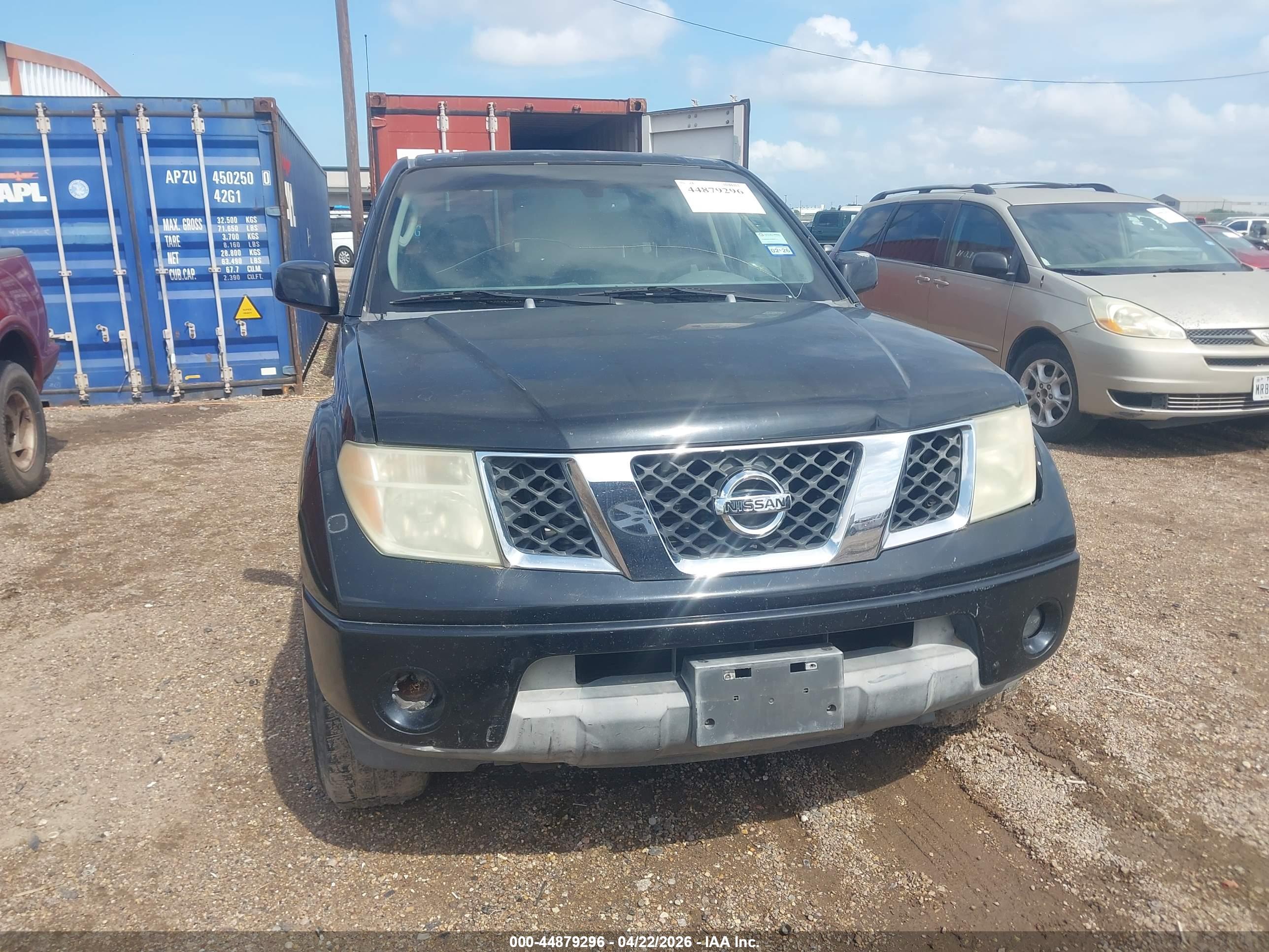 NISSAN FRONTIER image 6