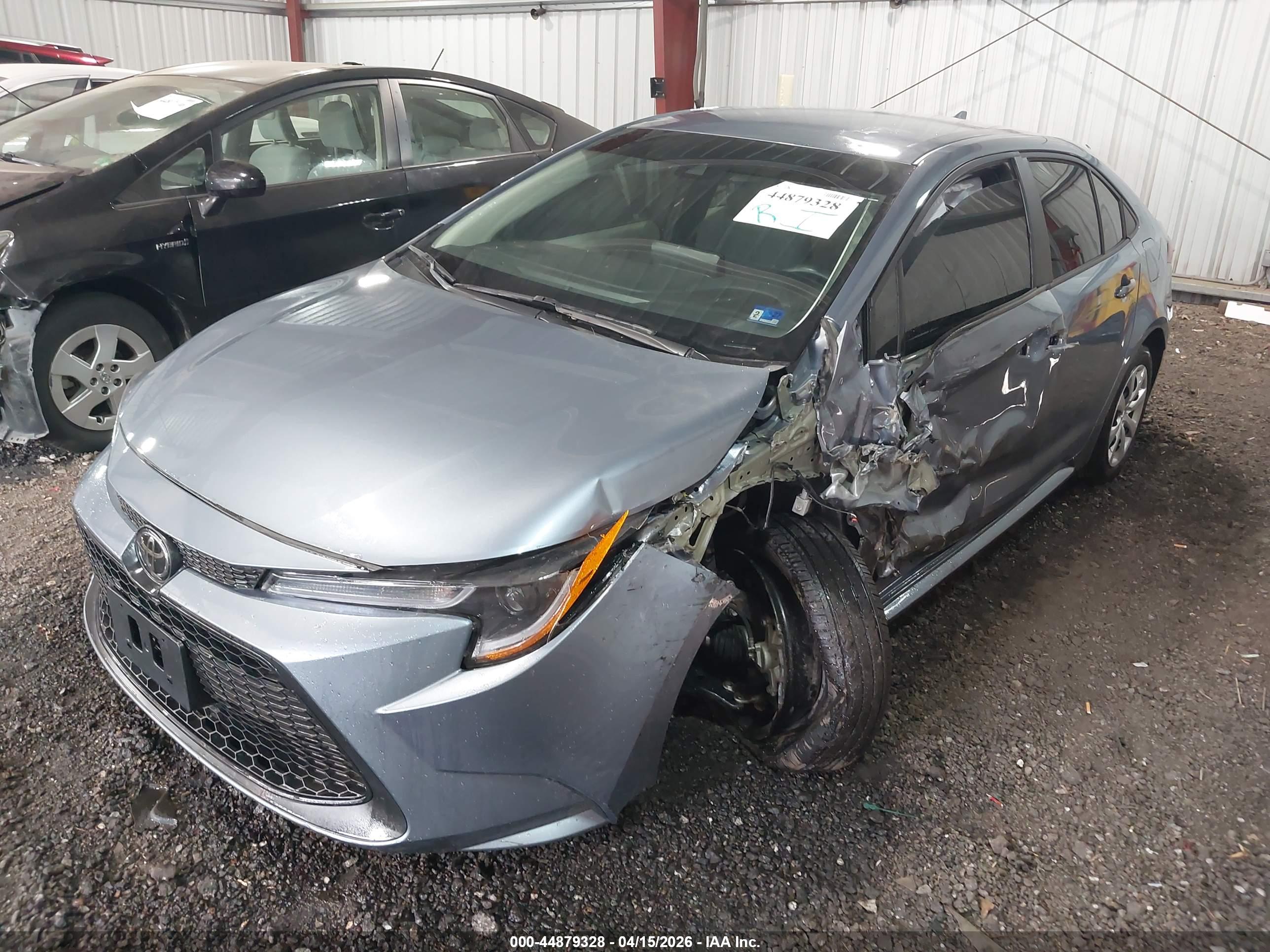 TOYOTA COROLLA image 2