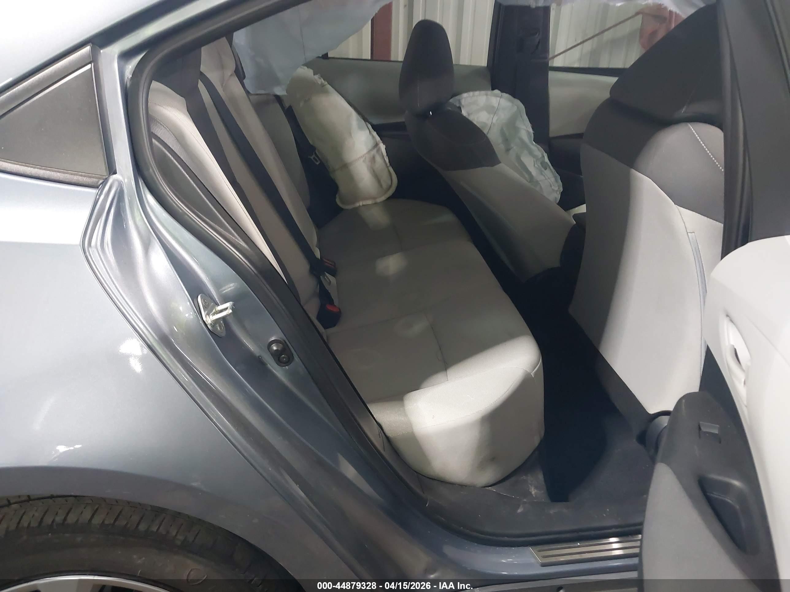 TOYOTA COROLLA image 8