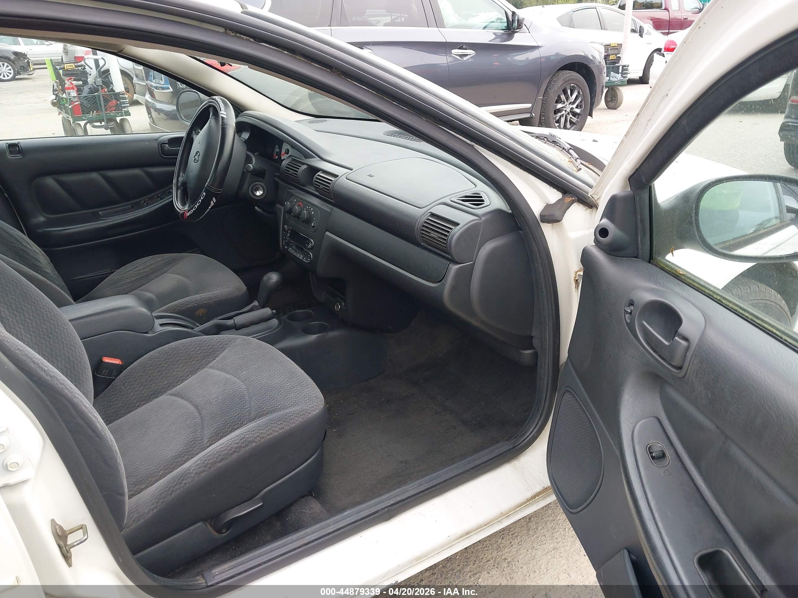 DODGE STRATUS image 5