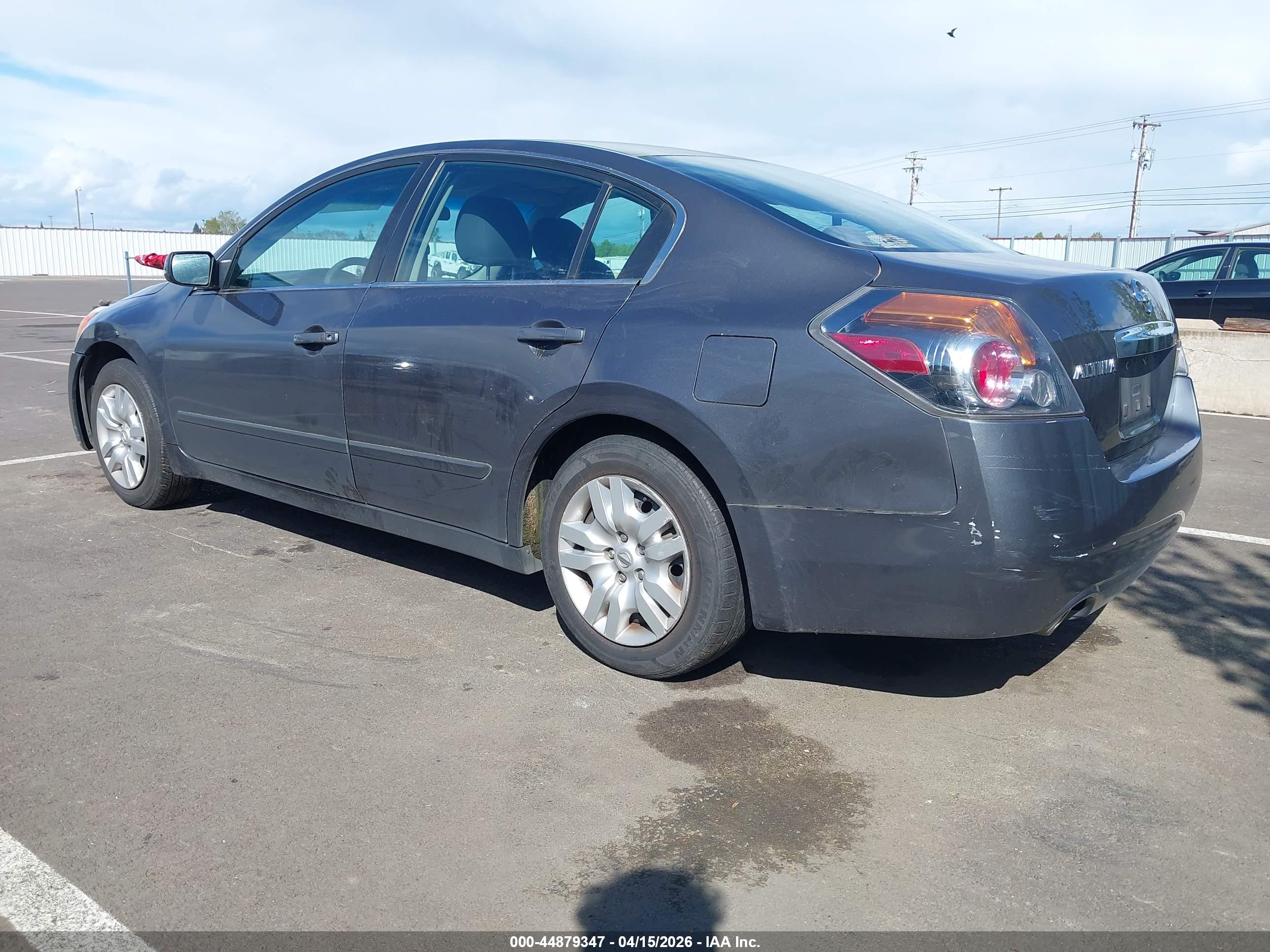 NISSAN ALTIMA image 3