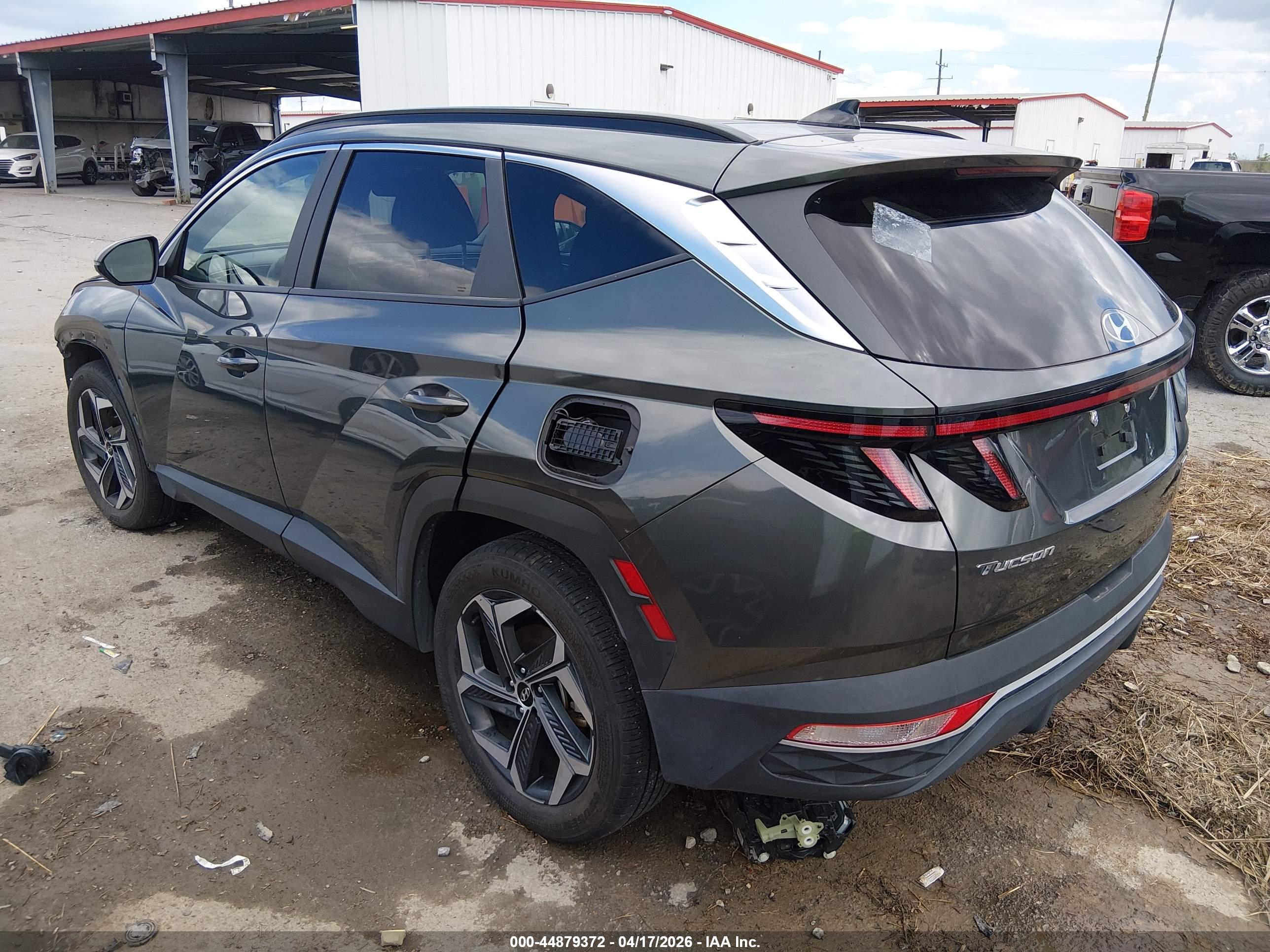 HYUNDAI TUCSON image 3
