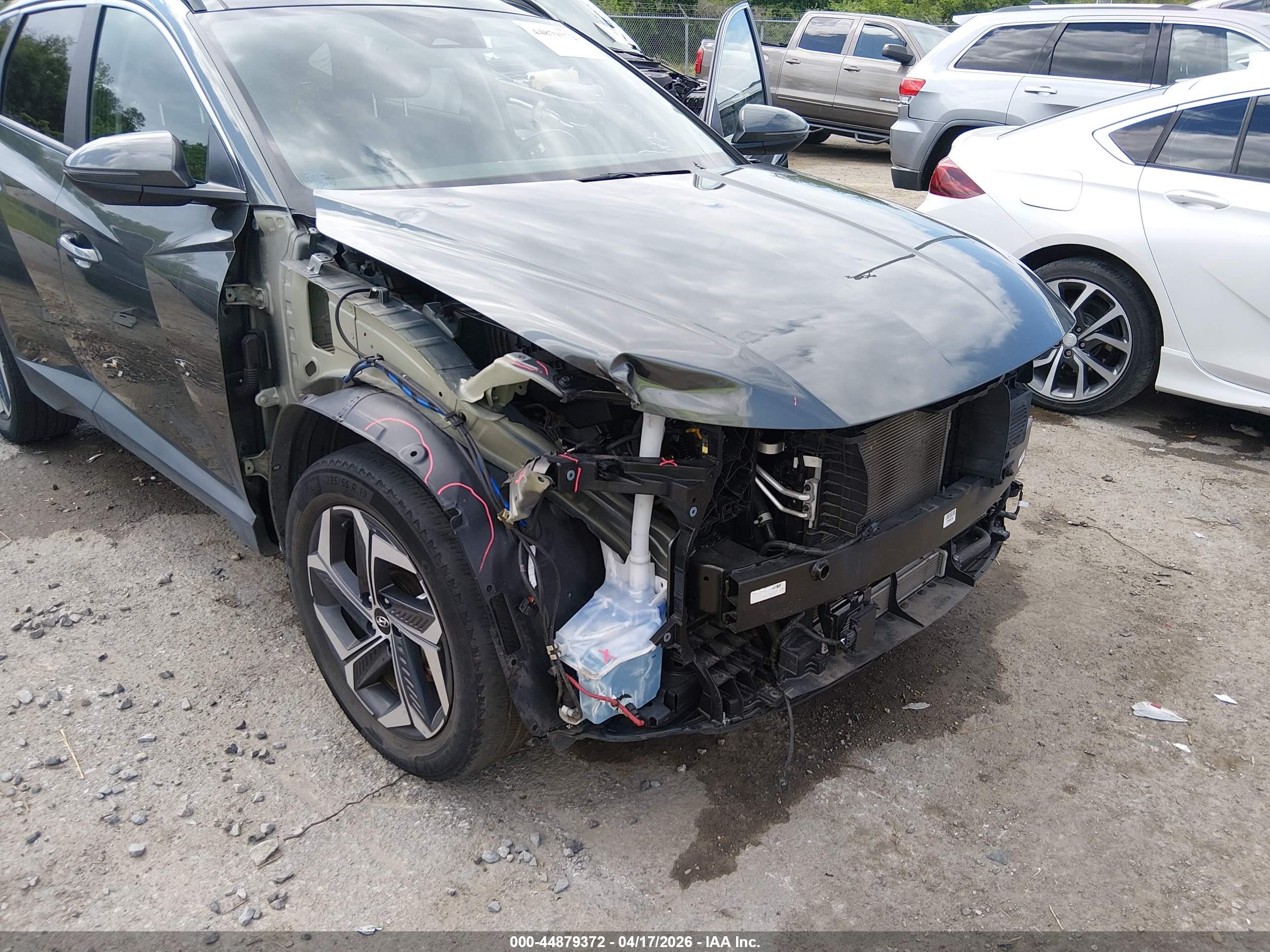 HYUNDAI TUCSON image 6