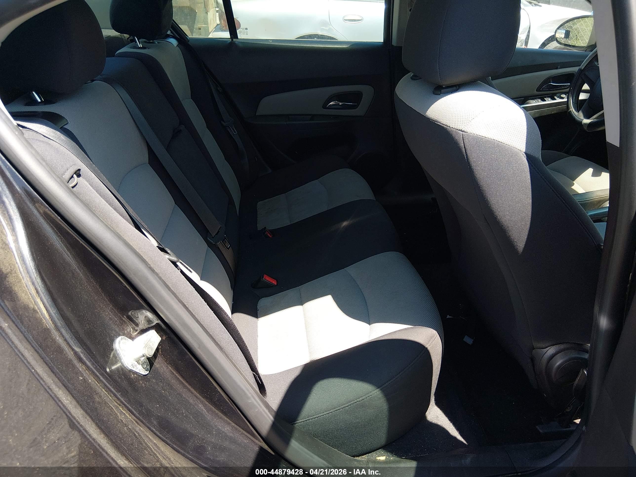 CHEVROLET CRUZE image 8