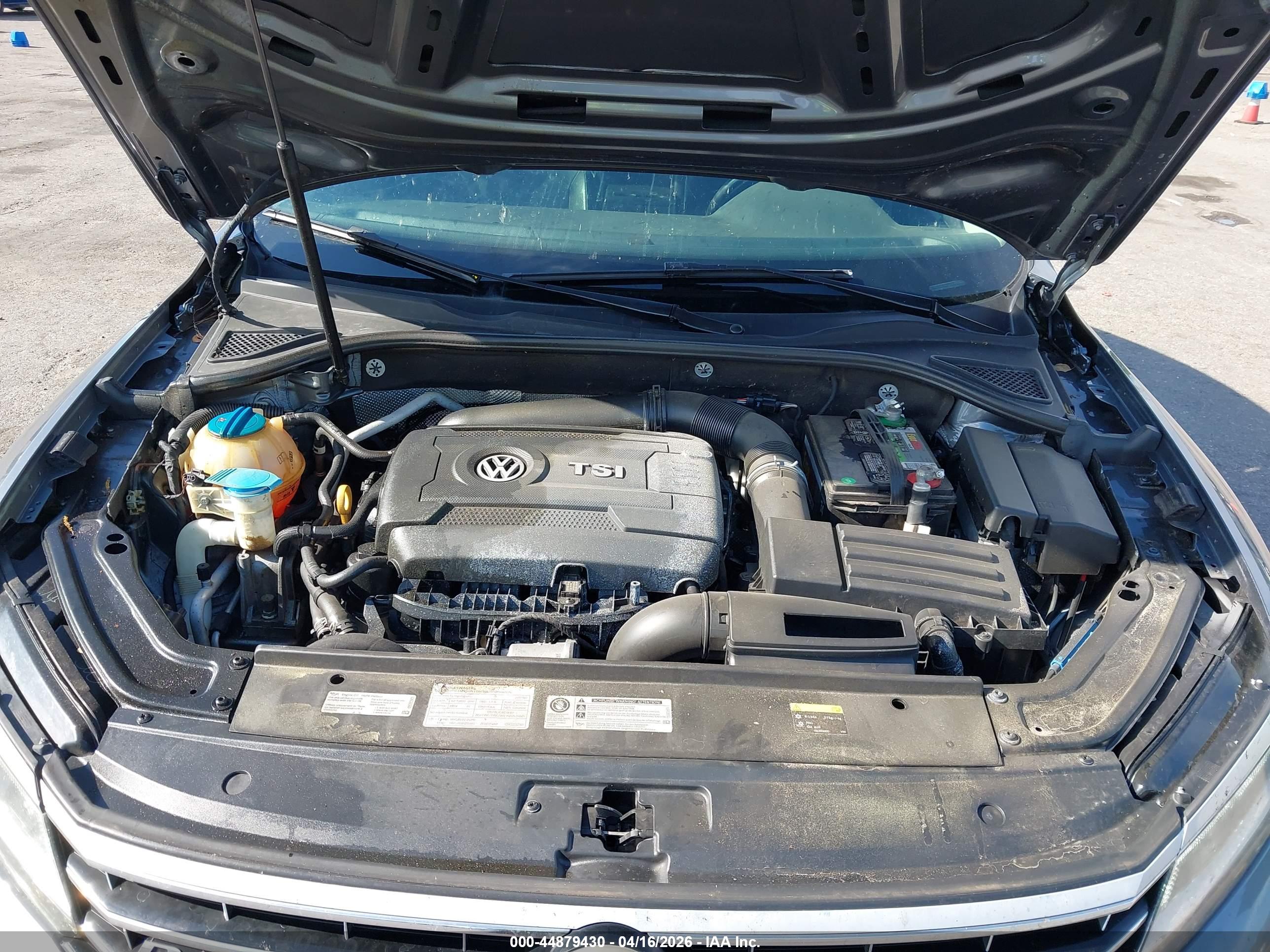 VOLKSWAGEN PASSAT image 10