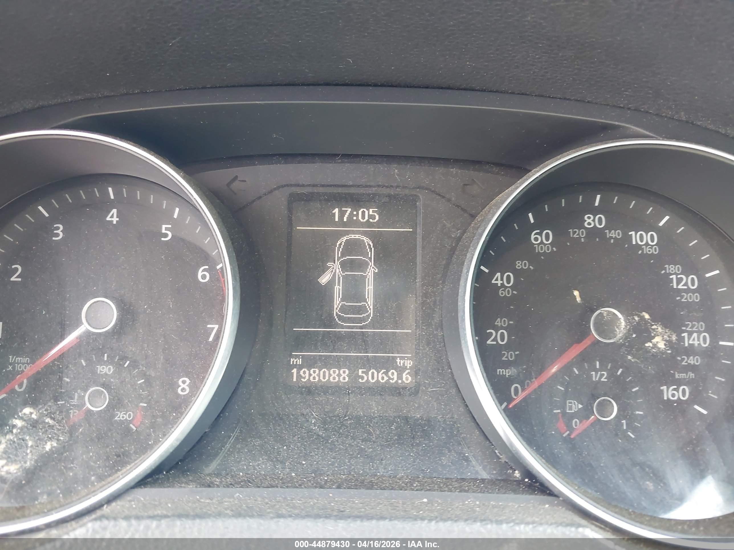 VOLKSWAGEN PASSAT image 7