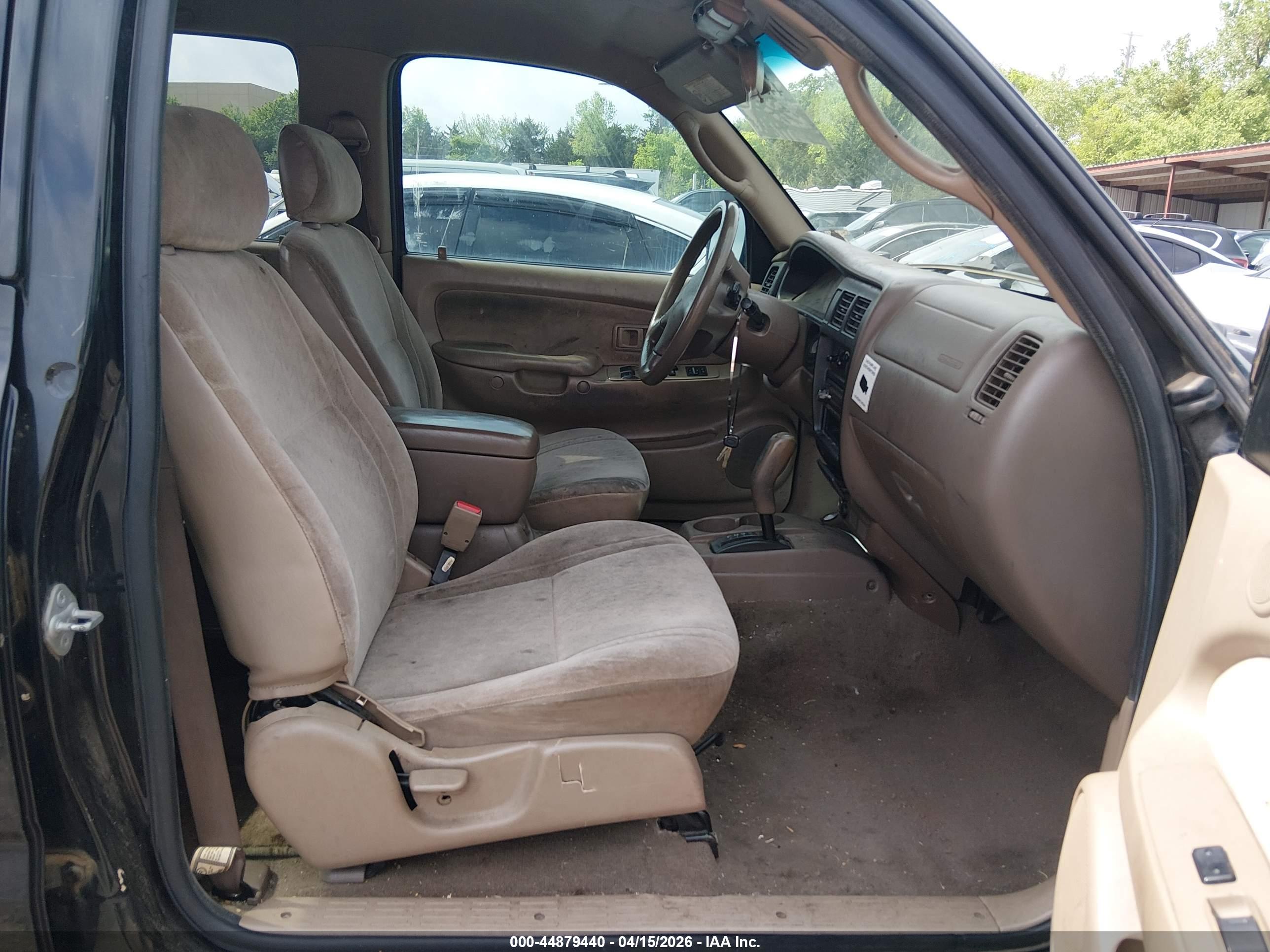 TOYOTA TACOMA image 5