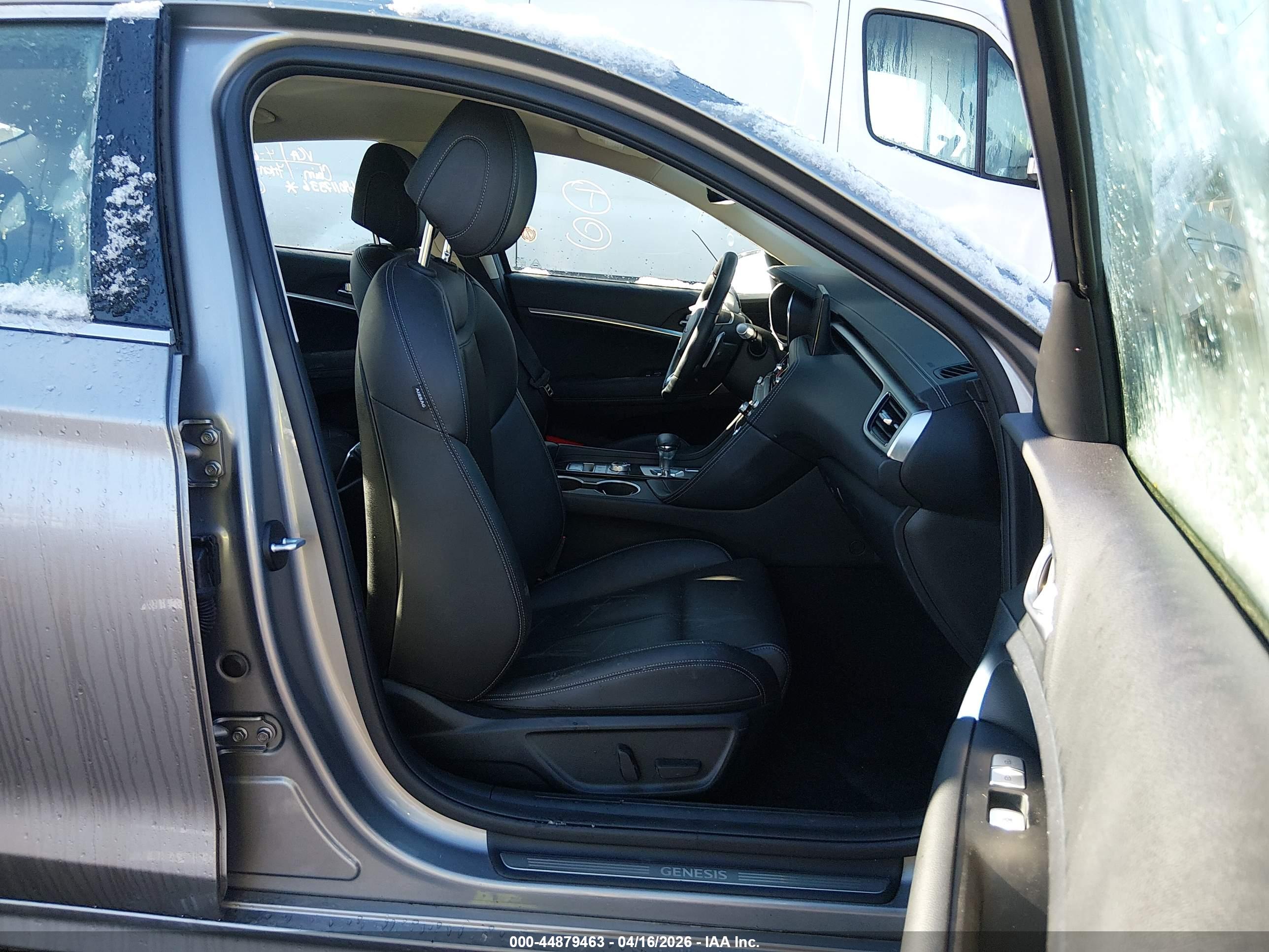 GENESIS G70 image 5