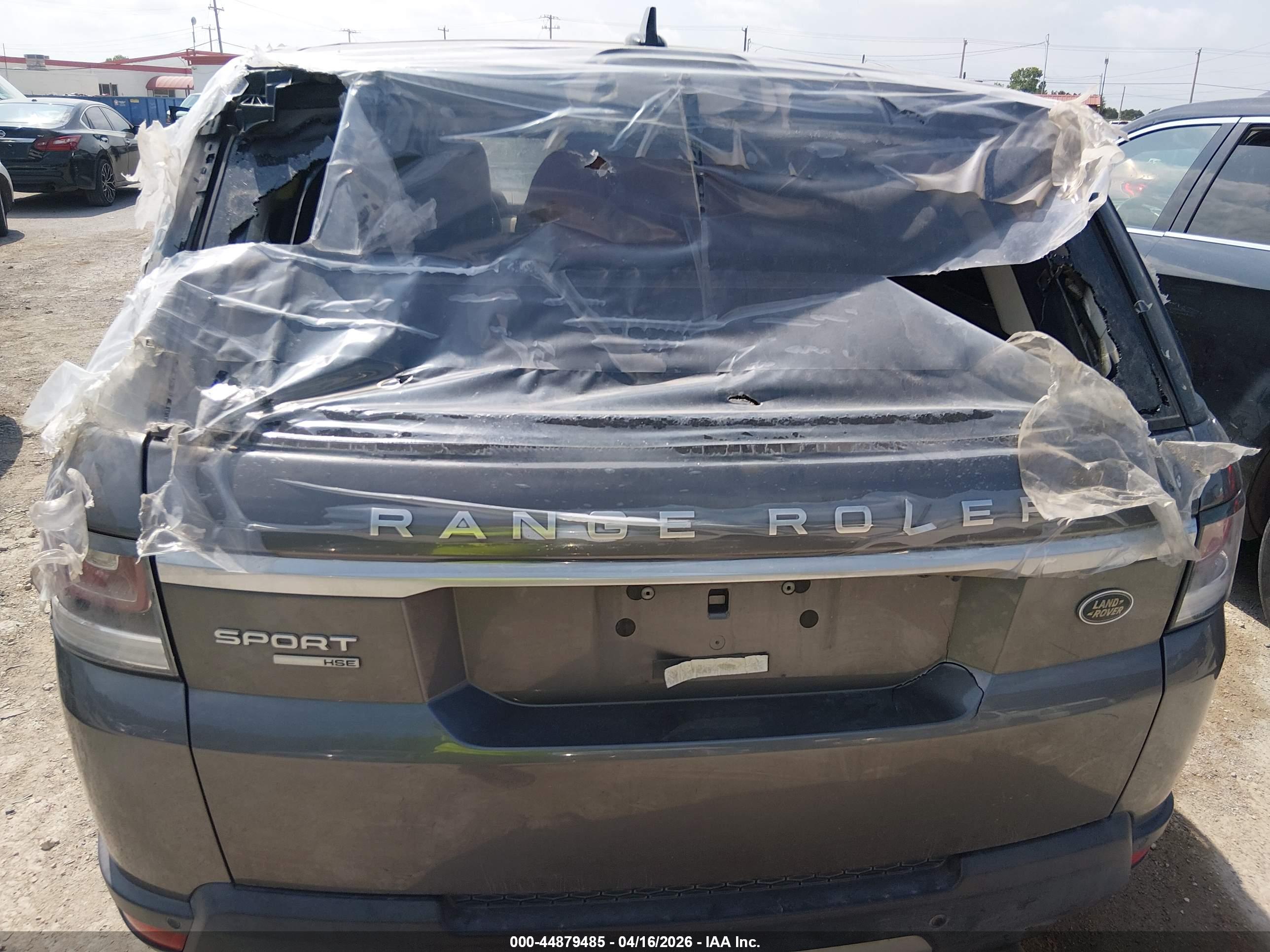 LAND ROVER image 6
