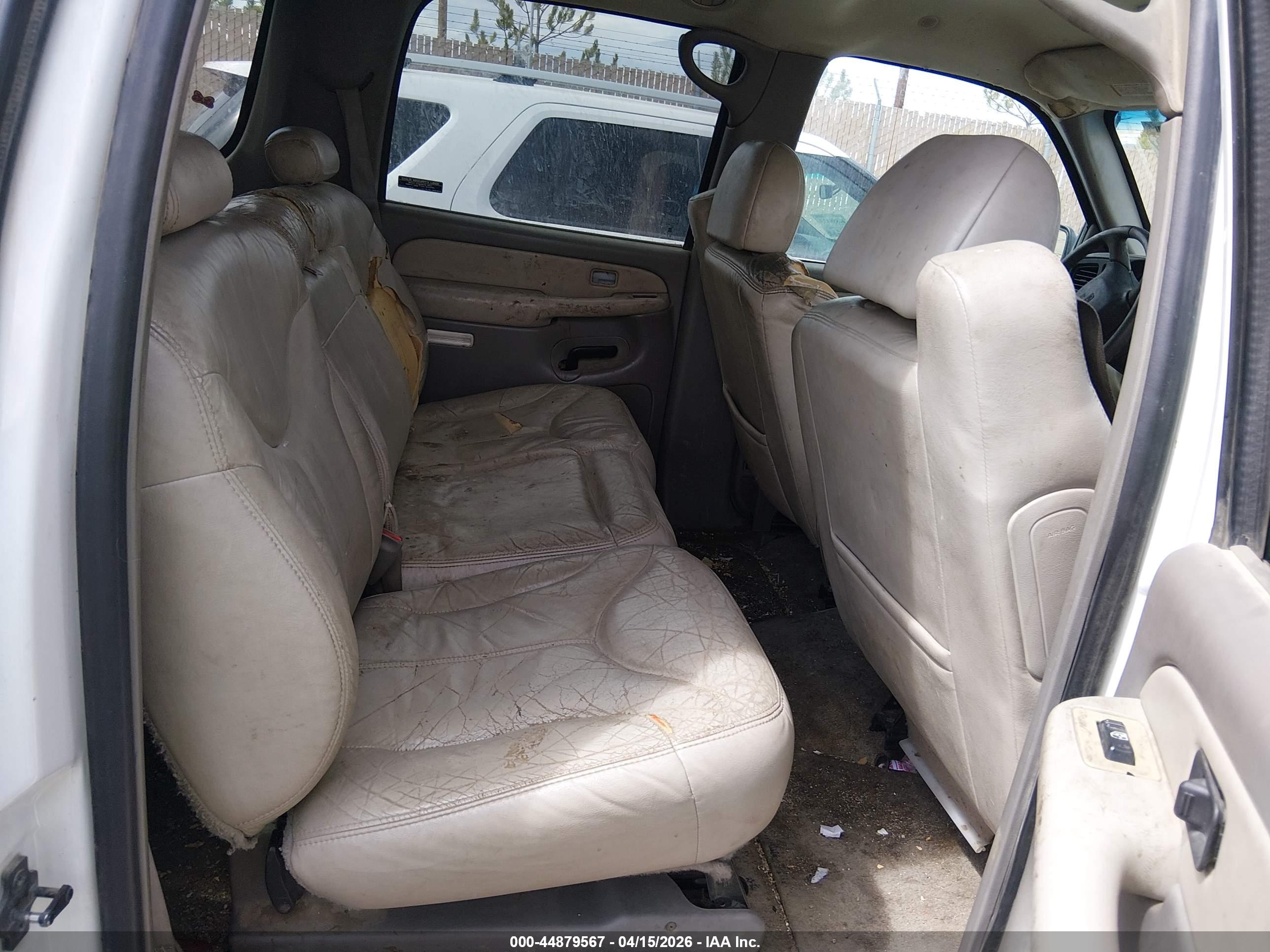 GMC YUKON image 8