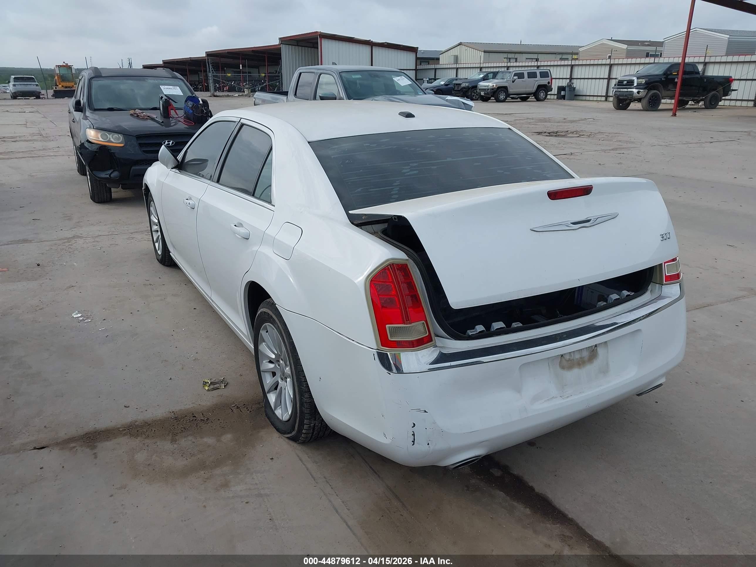 CHRYSLER 300 image 3