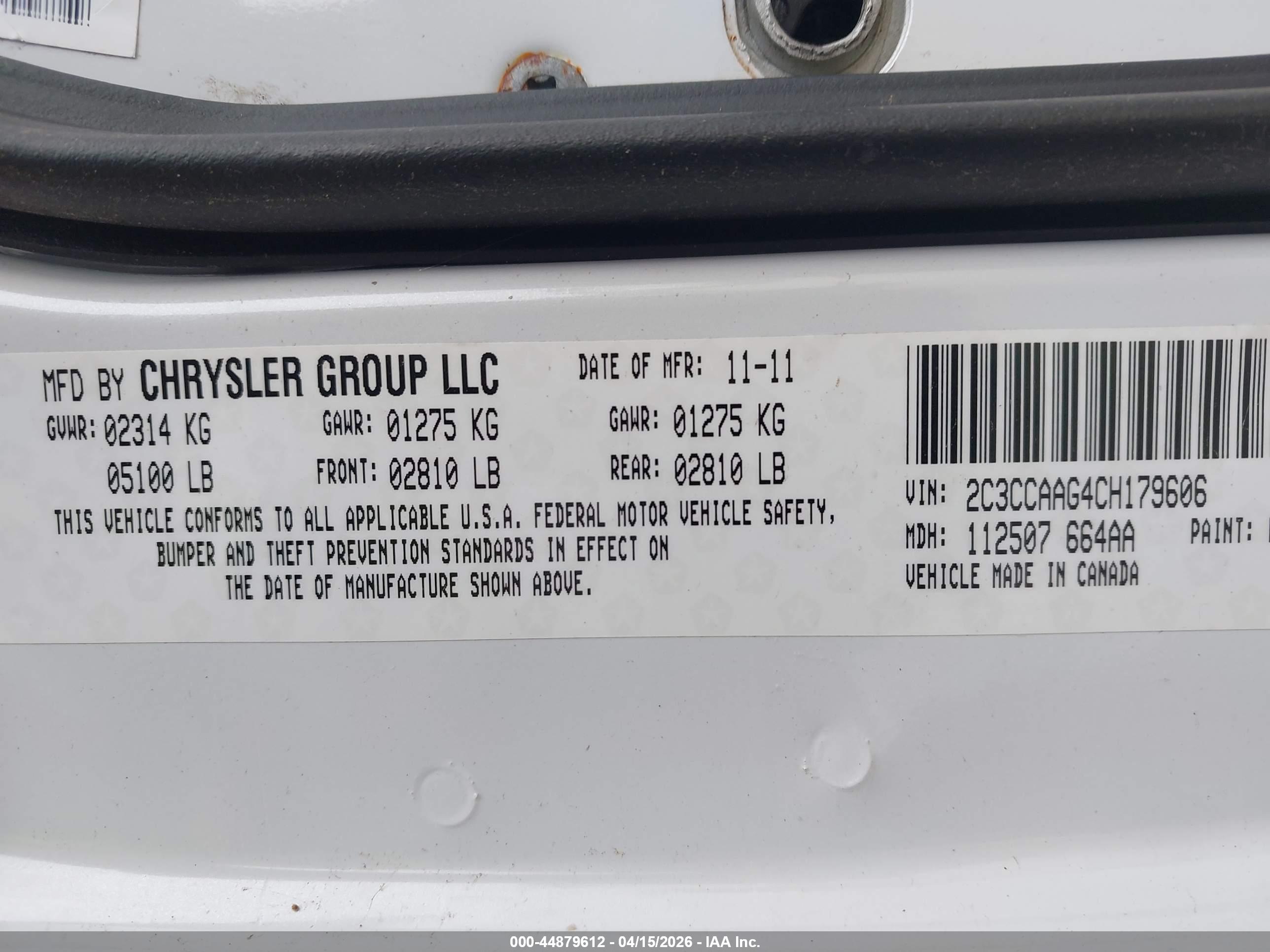 CHRYSLER 300 image 9