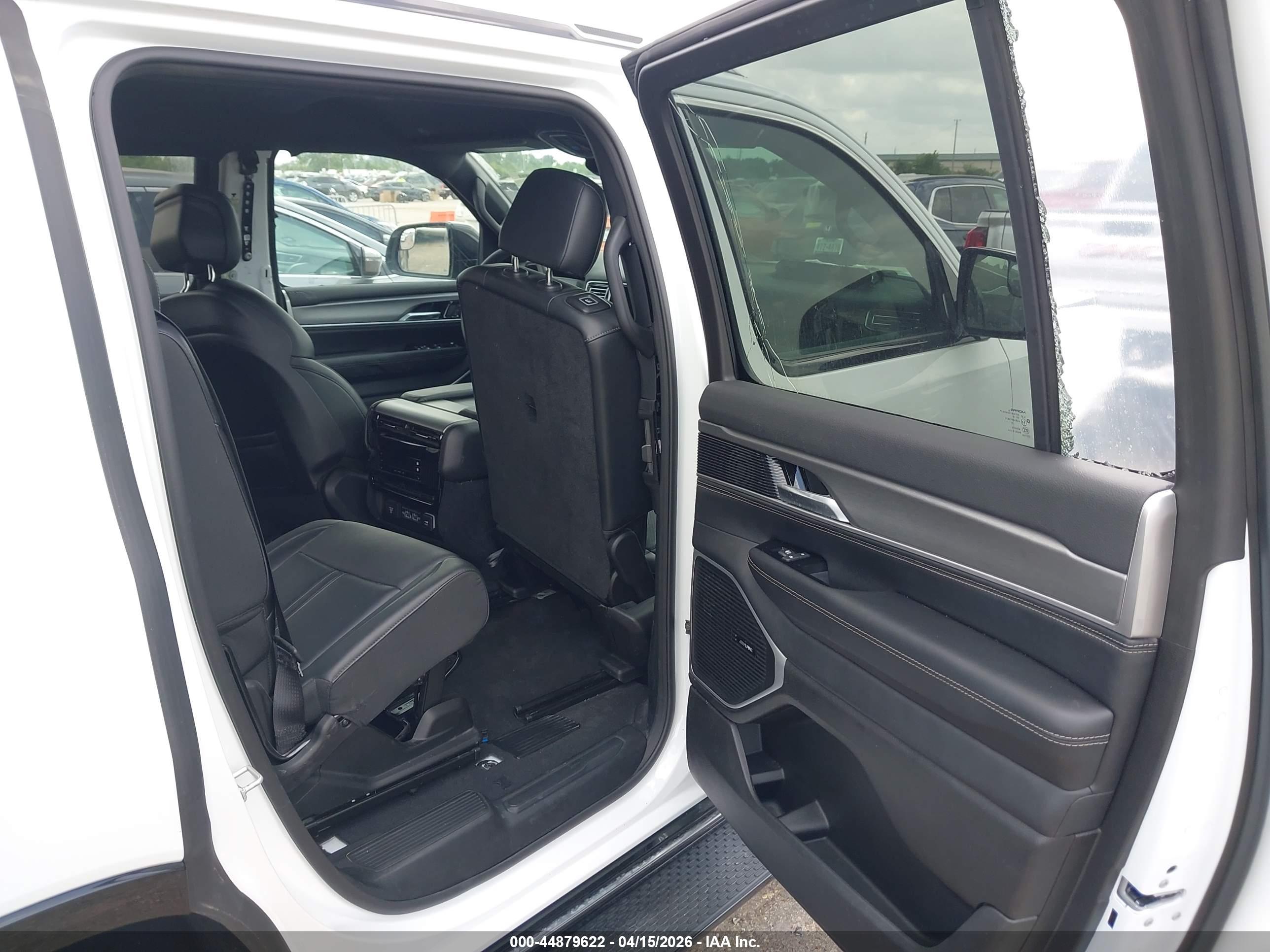 JEEP WAGONEER image 8