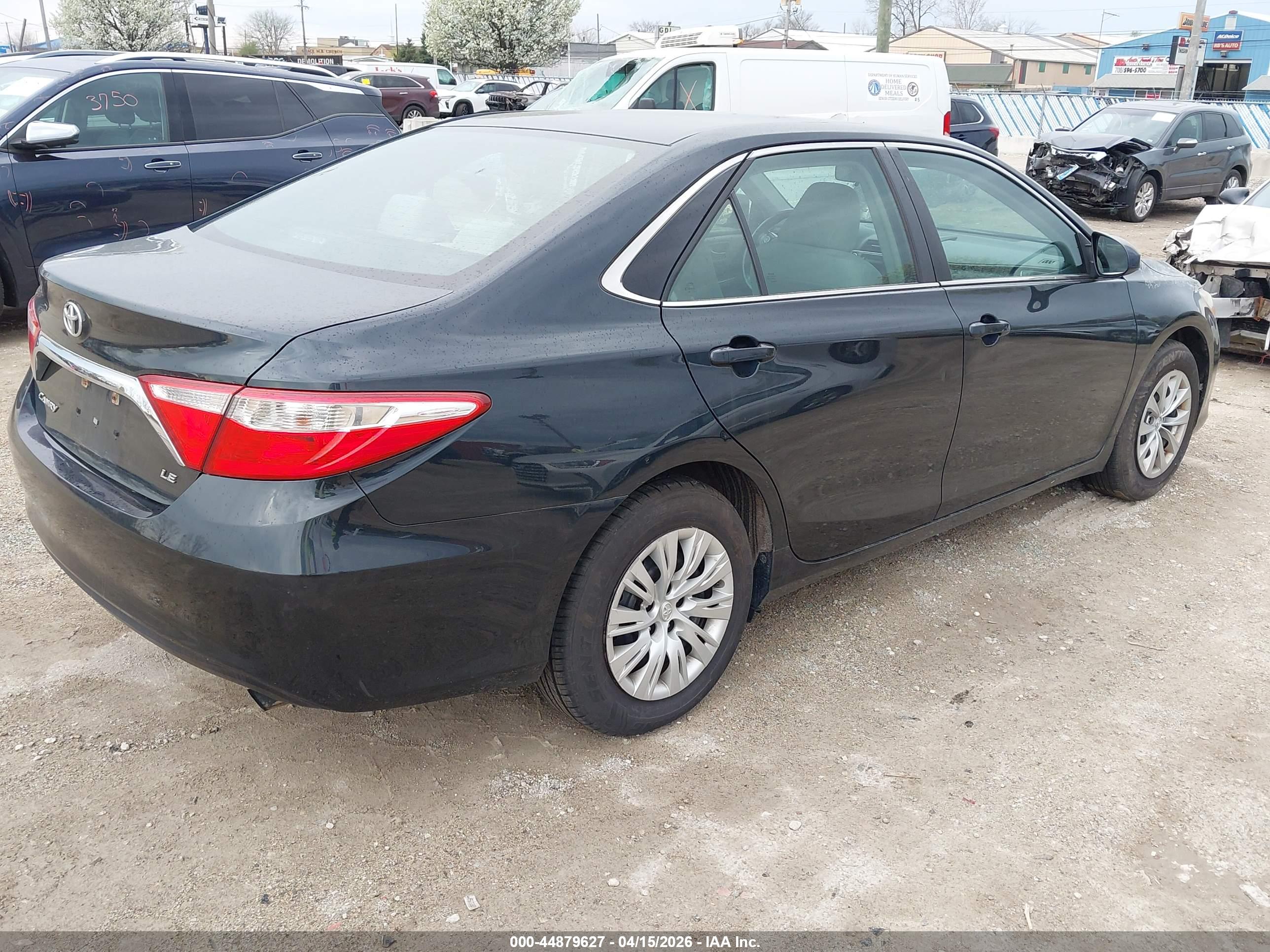 TOYOTA CAMRY image 4