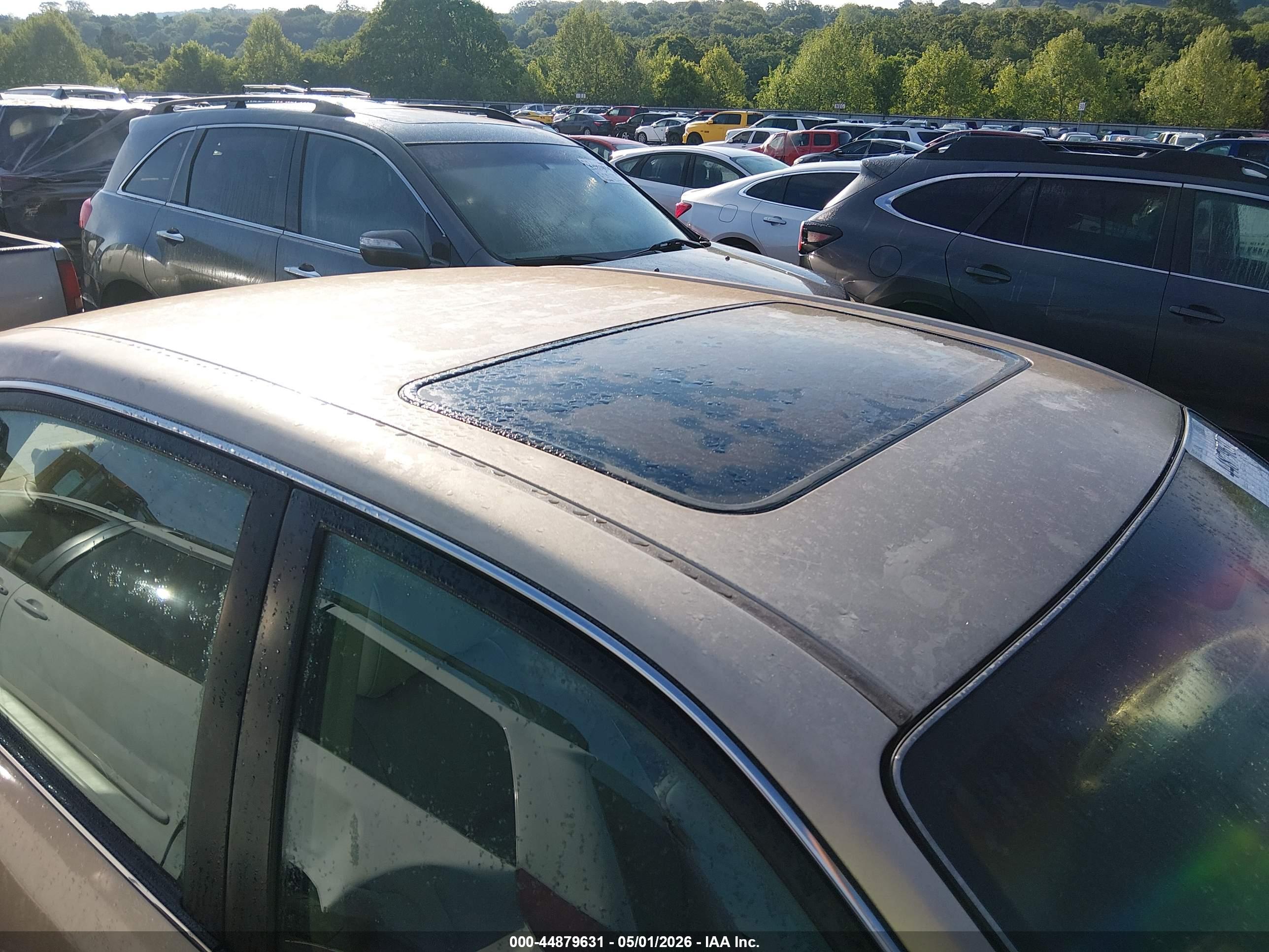 TOYOTA AVALON image 6