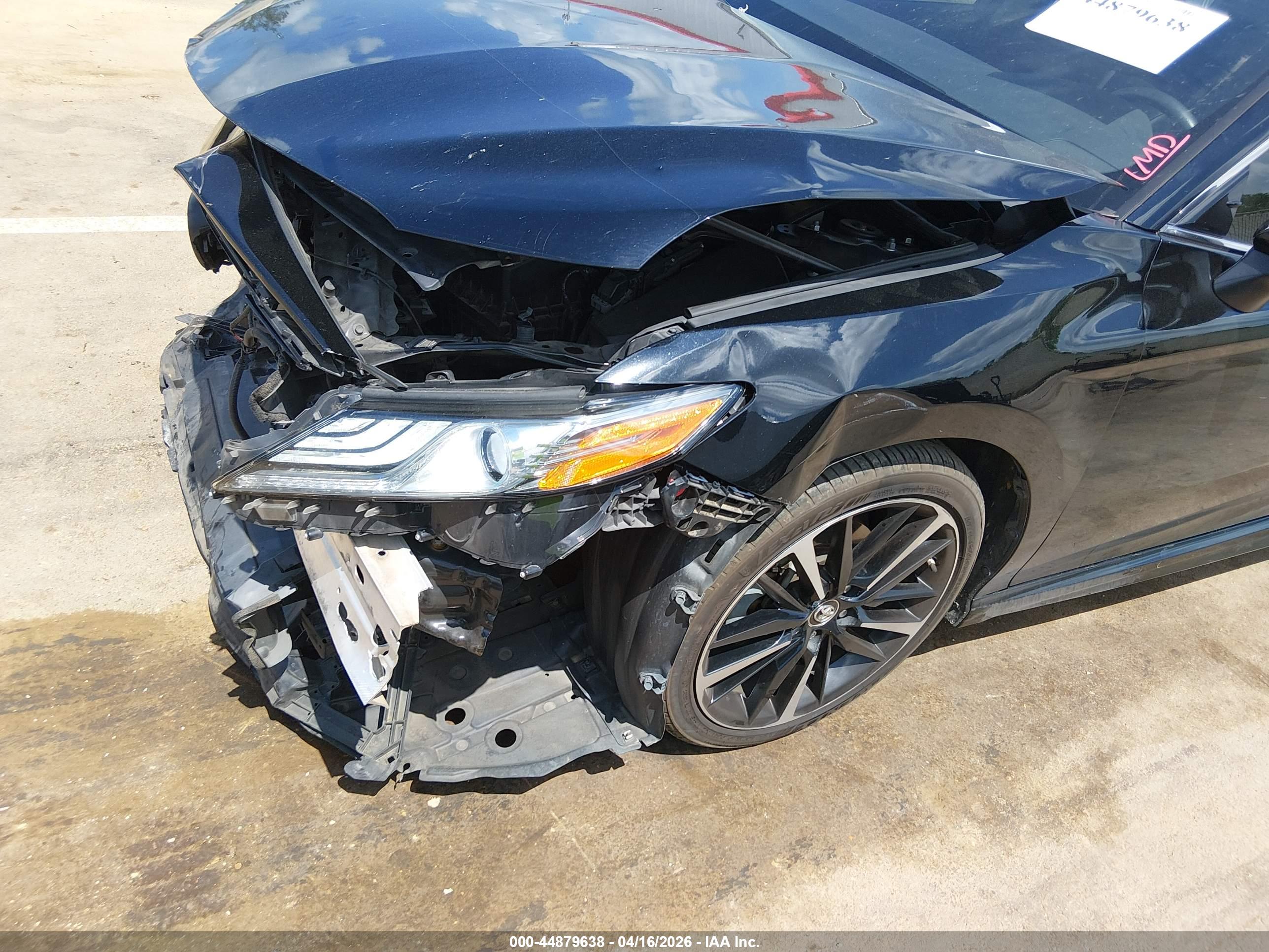 TOYOTA CAMRY image 6