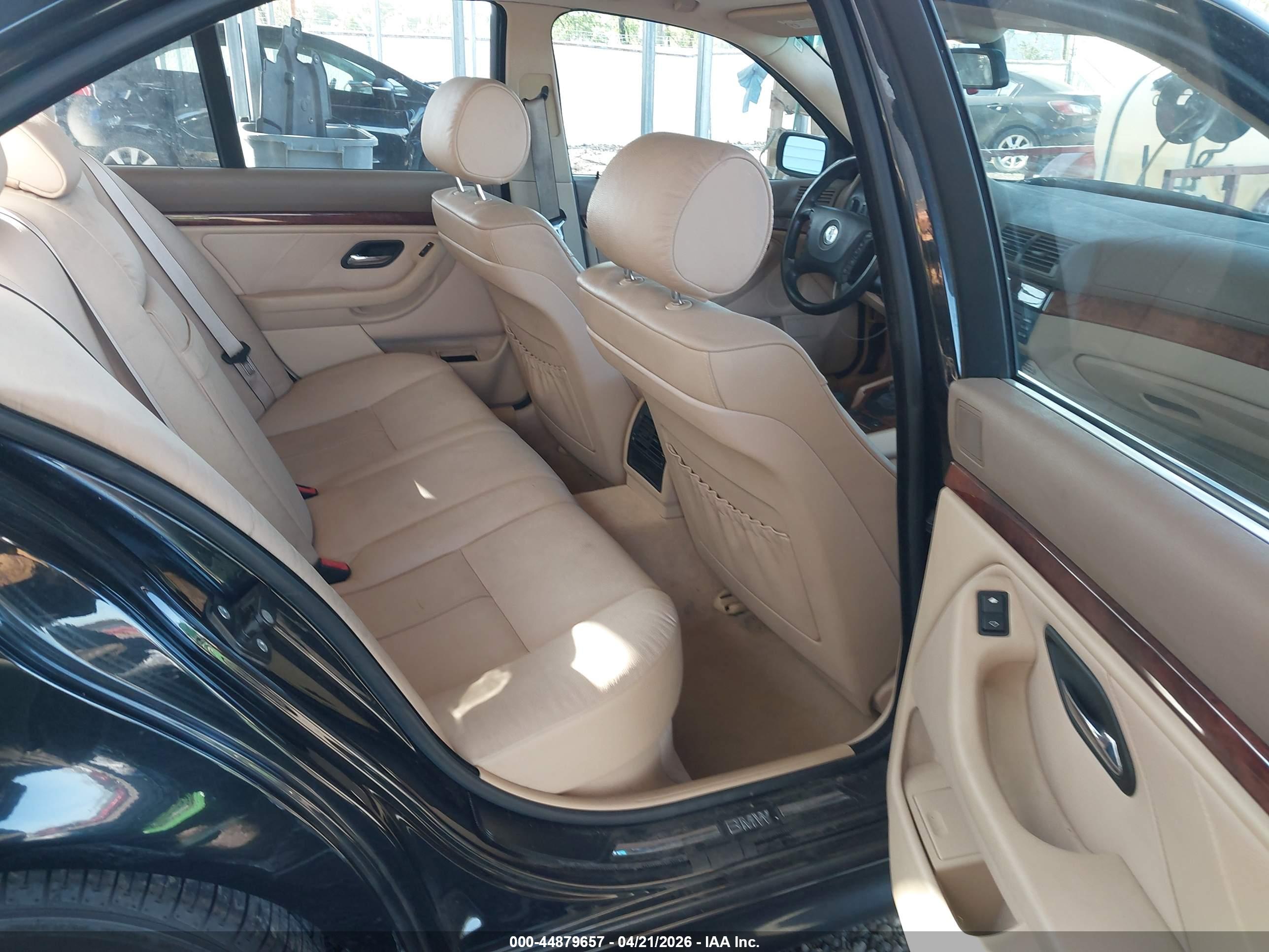 BMW 525IA image 8