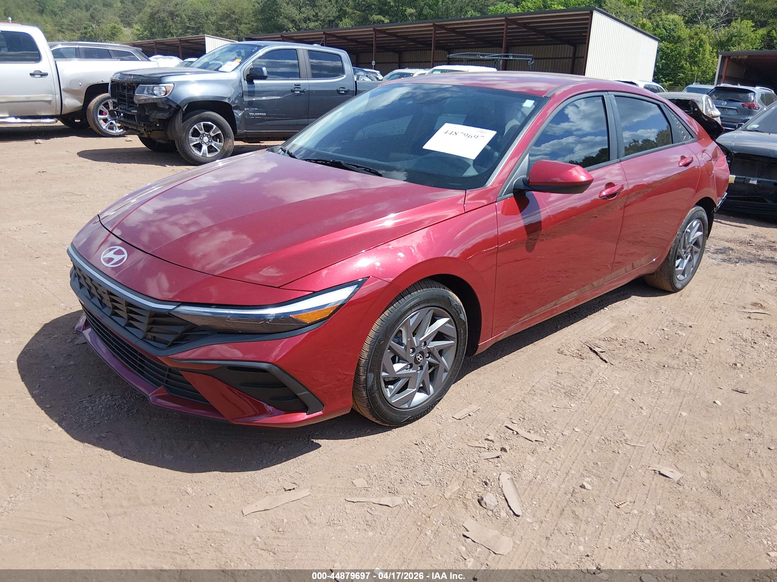HYUNDAI ELANTRA image 2