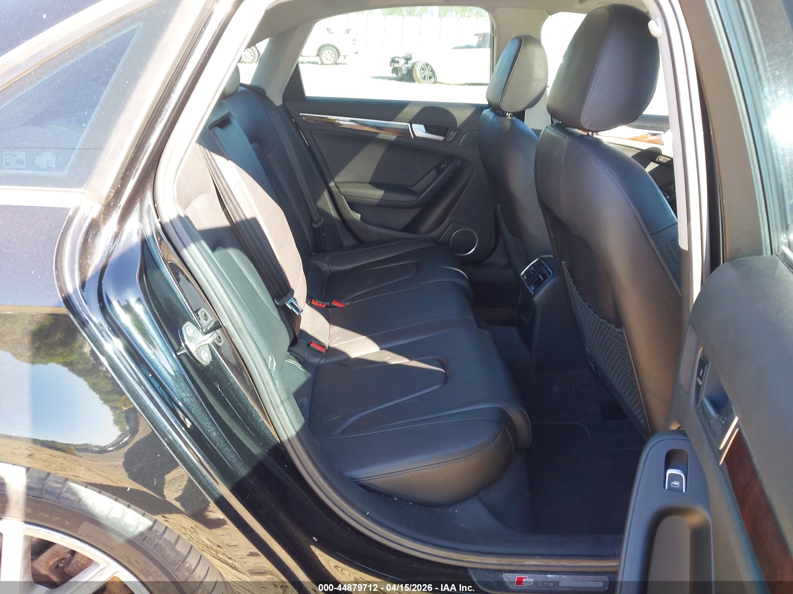 AUDI A4 image 8