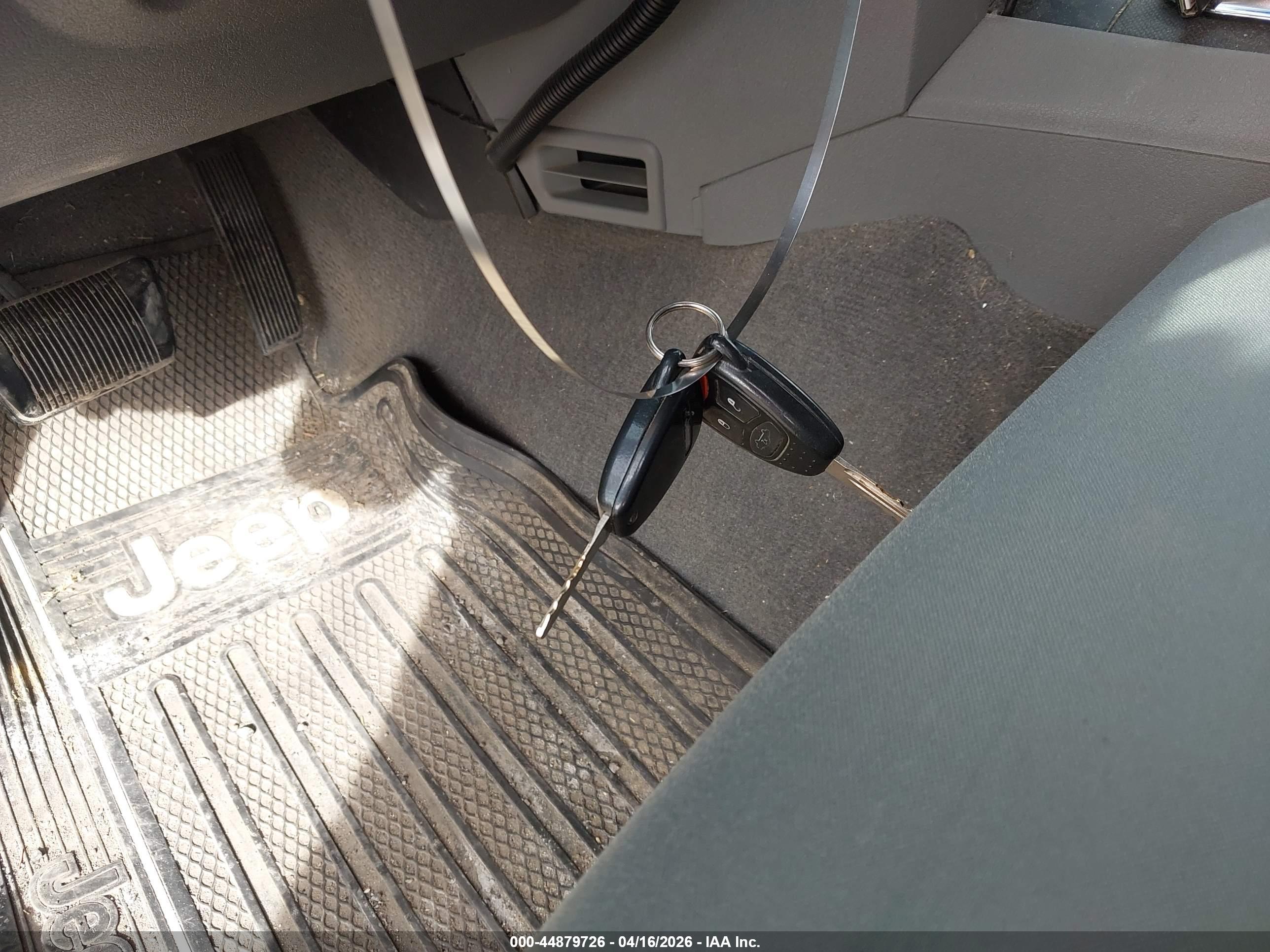 JEEP GRAND image 11